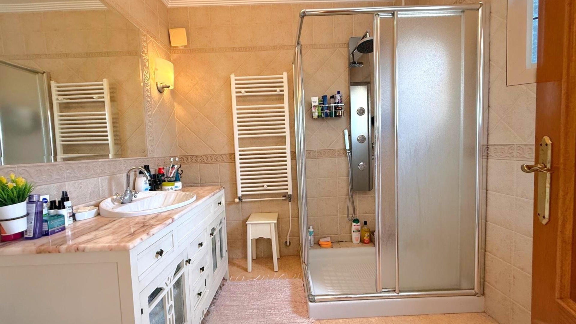 Resale - Villa - Villamartin - las filipinas