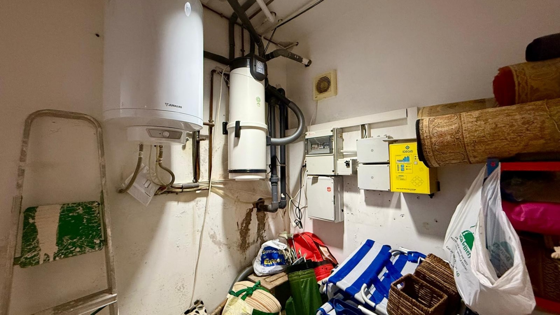 Resale - Villa - Villamartin - las filipinas