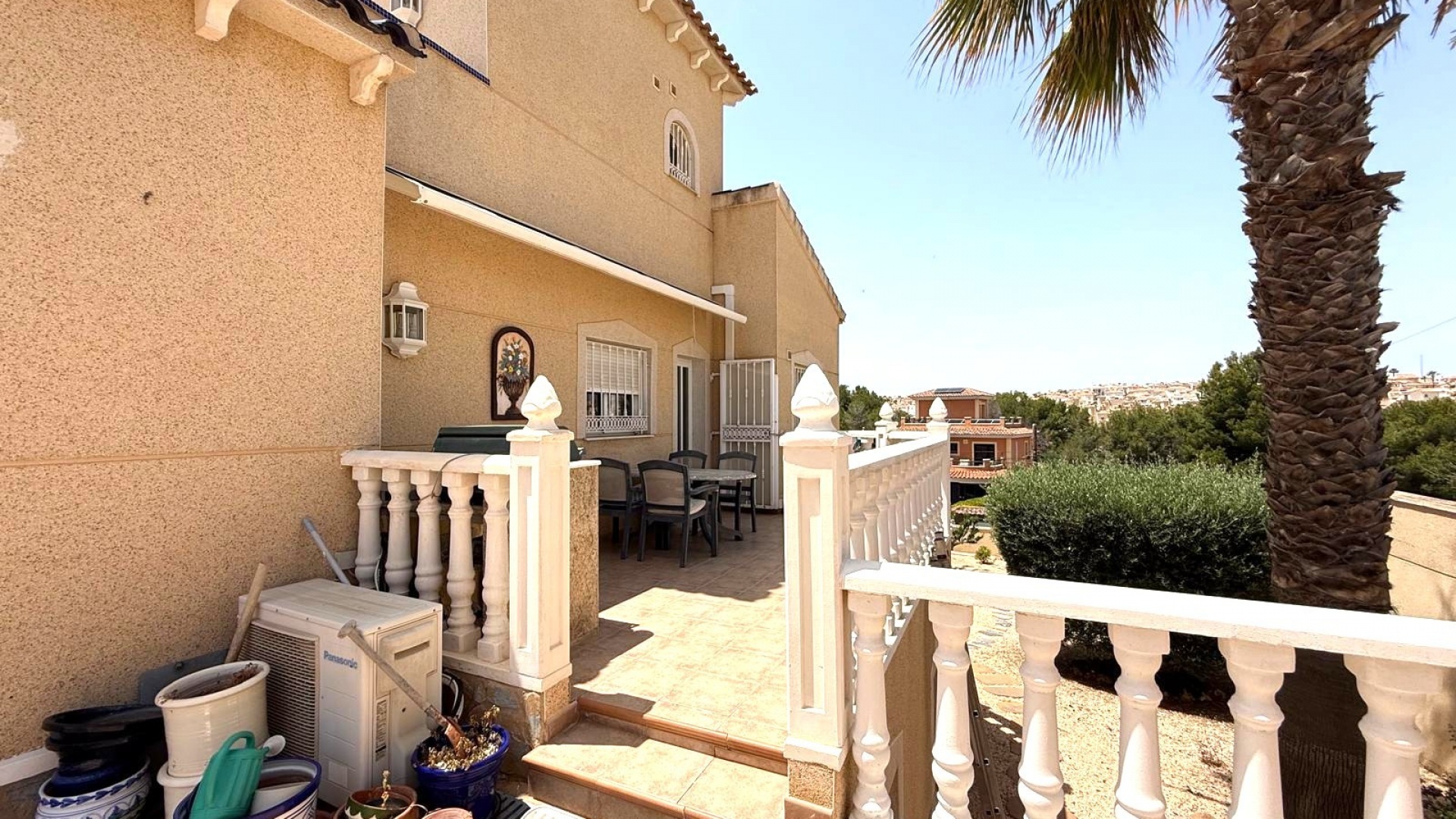 Resale - Villa - Villamartin - las filipinas