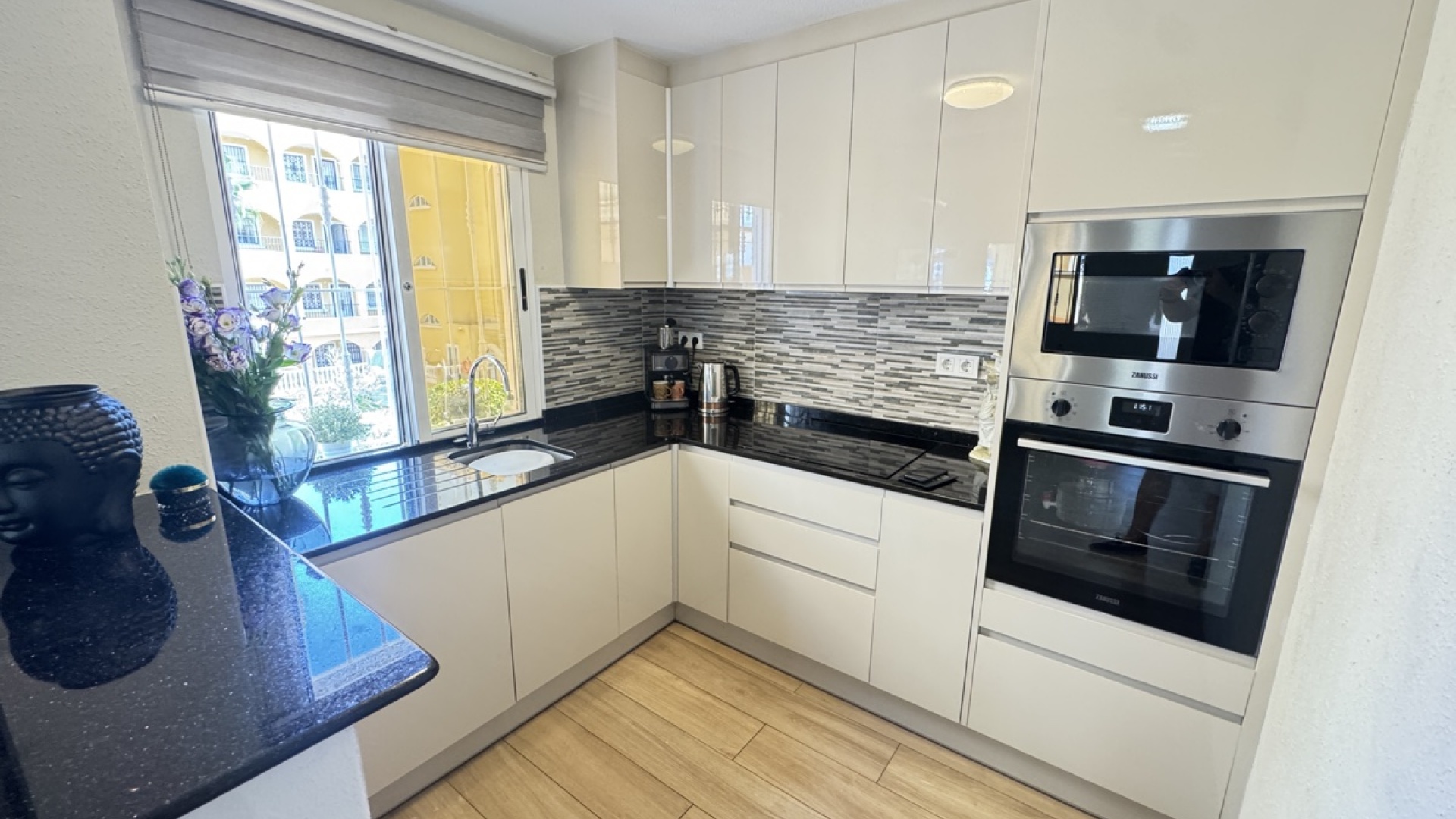 Resale - Villa - Villamartin - las filipinas