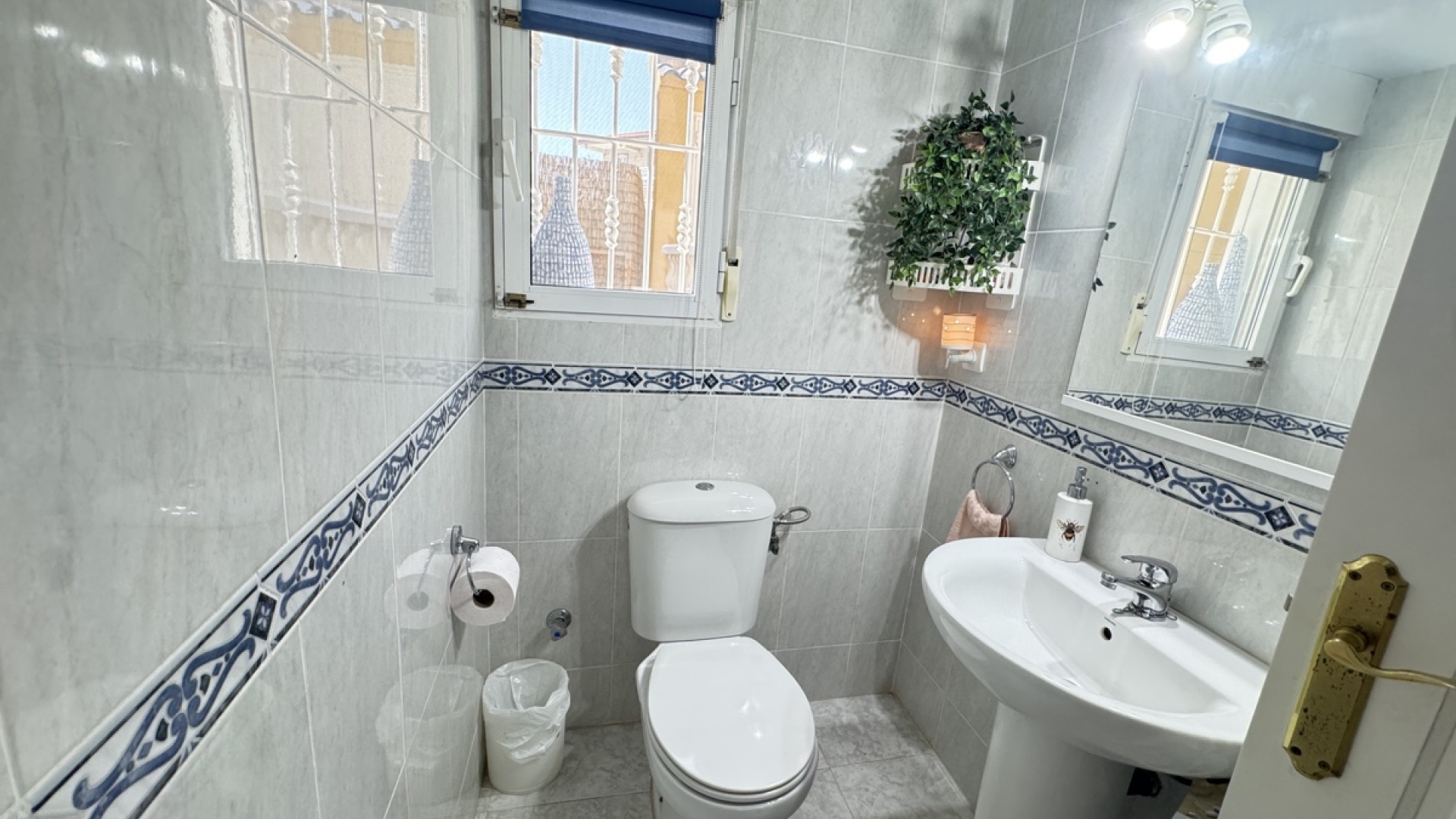 Resale - Villa - Villamartin - las filipinas