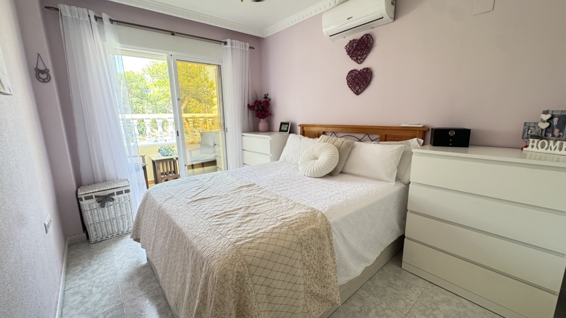 Resale - Villa - Villamartin - las filipinas