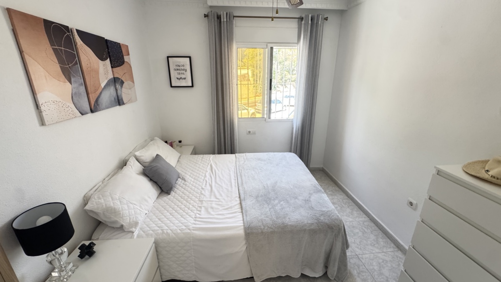 Resale - Villa - Villamartin - las filipinas