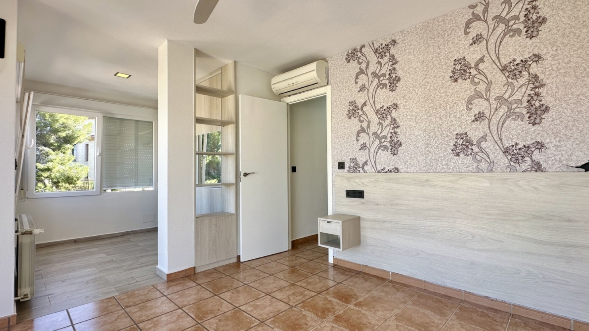 Resale - Villa - Villamartin - las filipinas