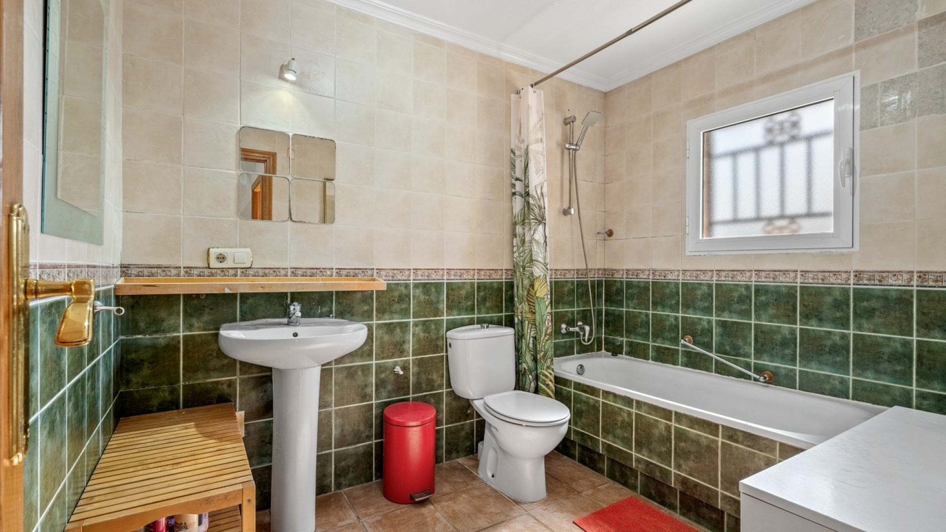 Resale - Villa - Villamartin - las filipinas