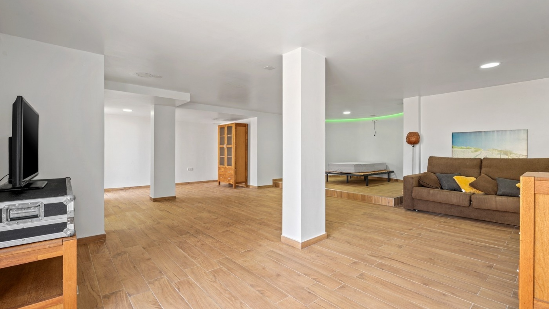 Resale - Villa - Villamartin - las filipinas