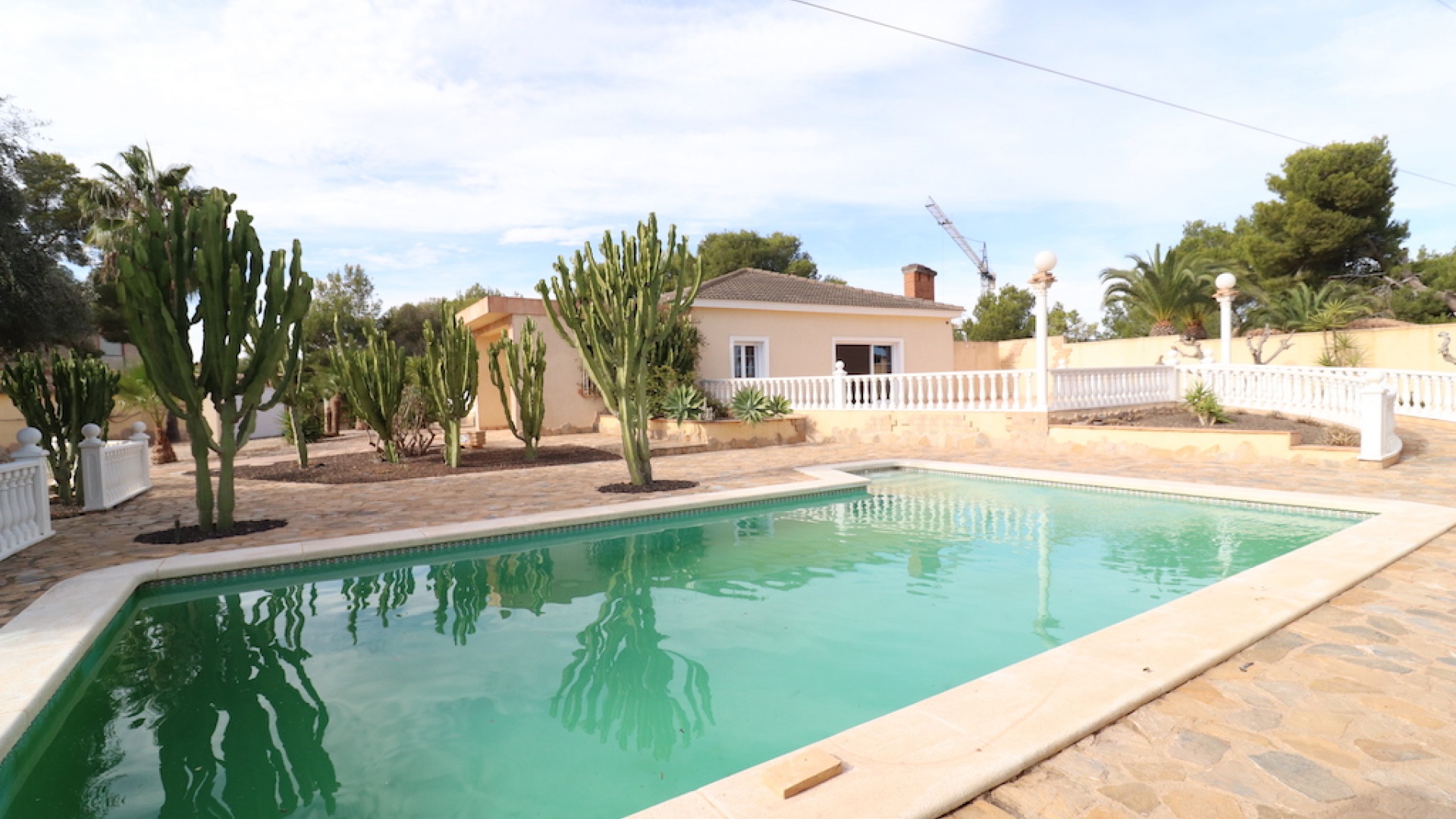 Resale - Villa - Villamartin - las filipinas