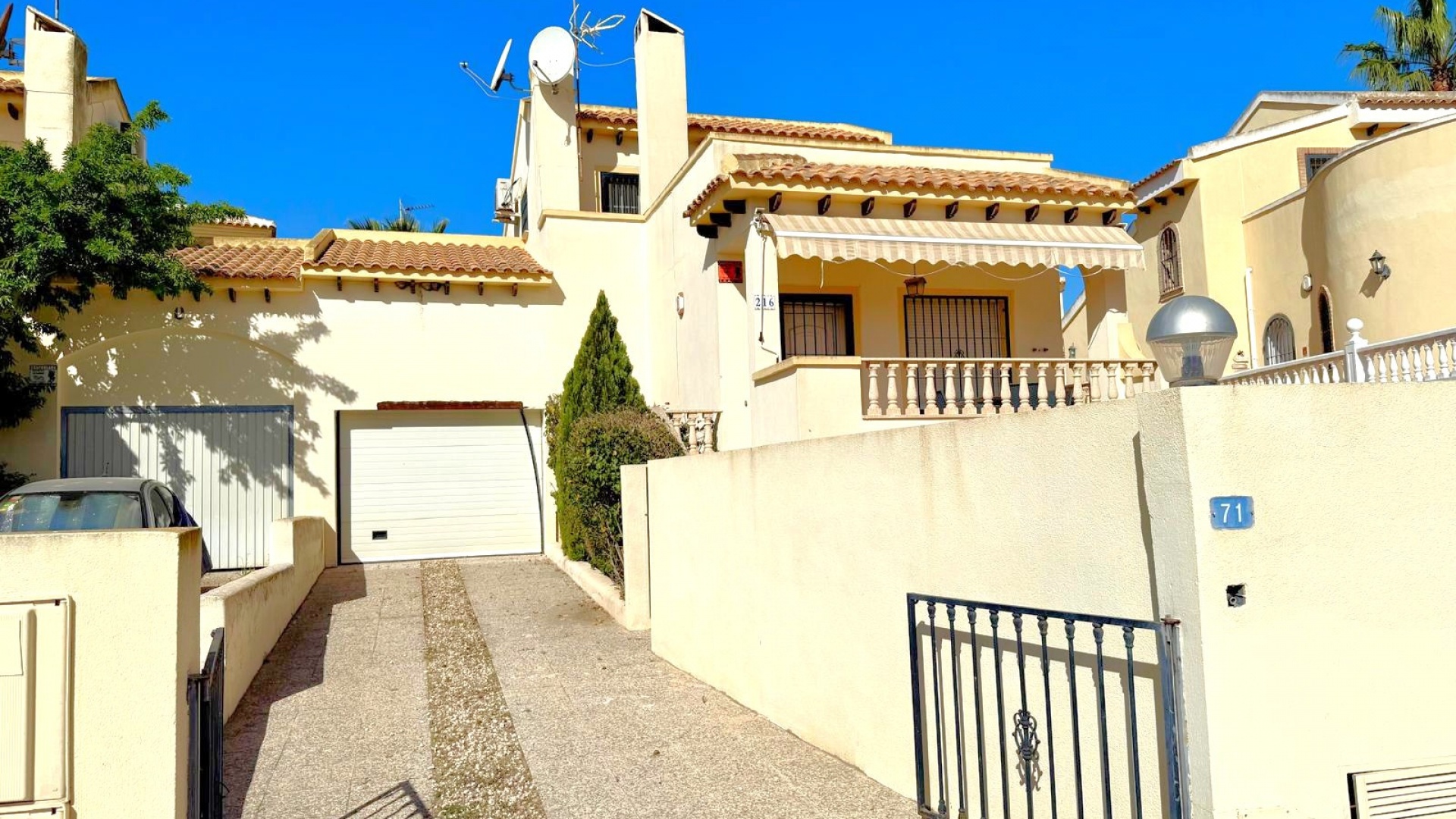Resale - Villa - Villamartin - las ramblas