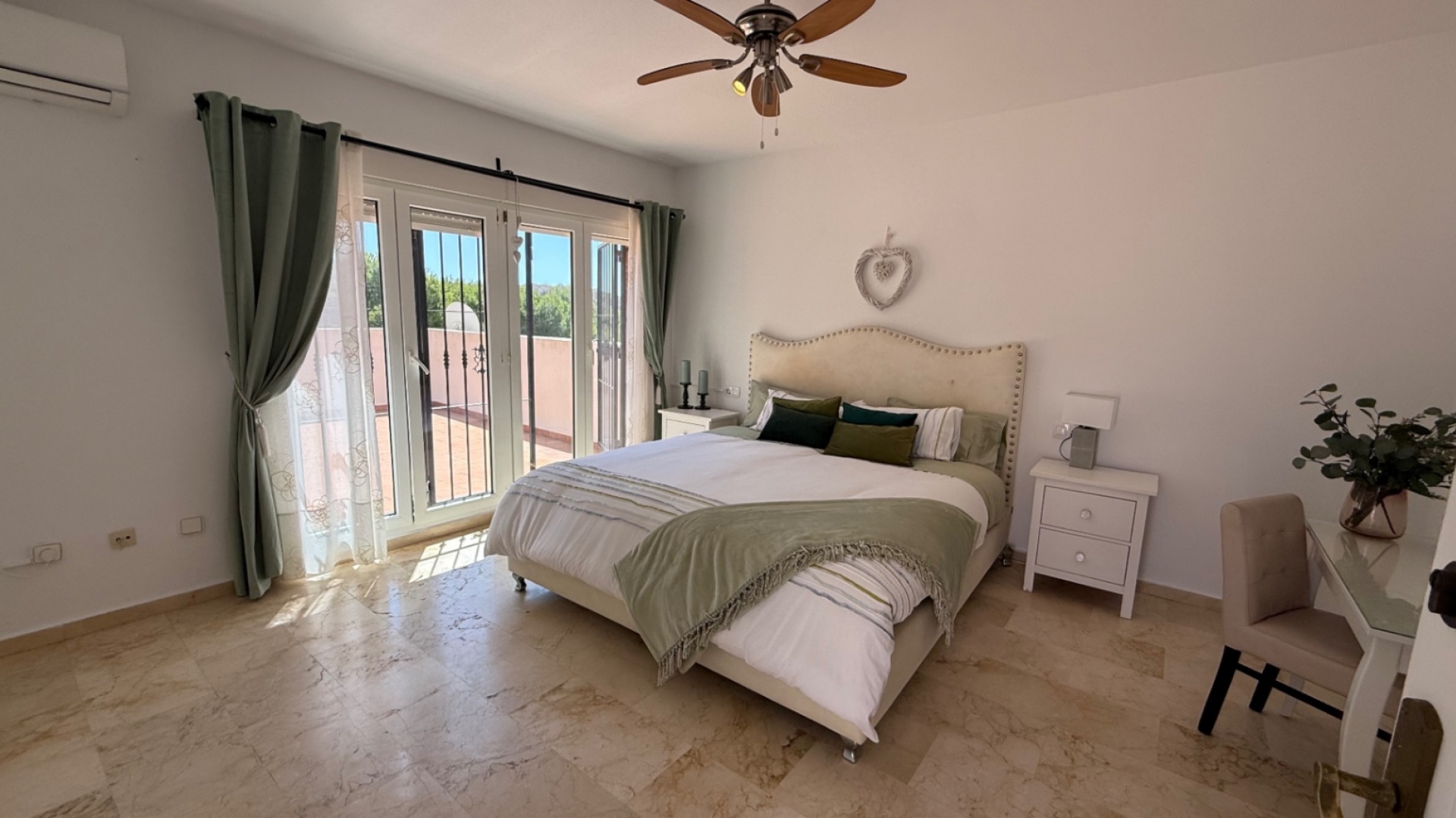 Resale - Villa - Villamartin - las ramblas