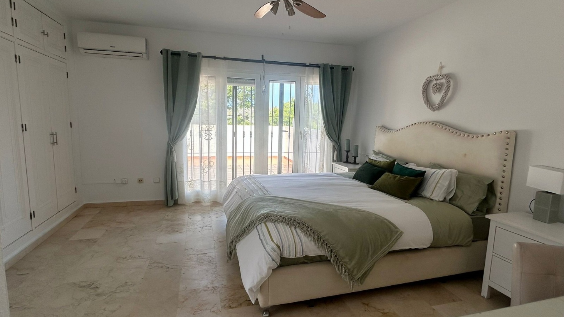 Resale - Villa - Villamartin - las ramblas