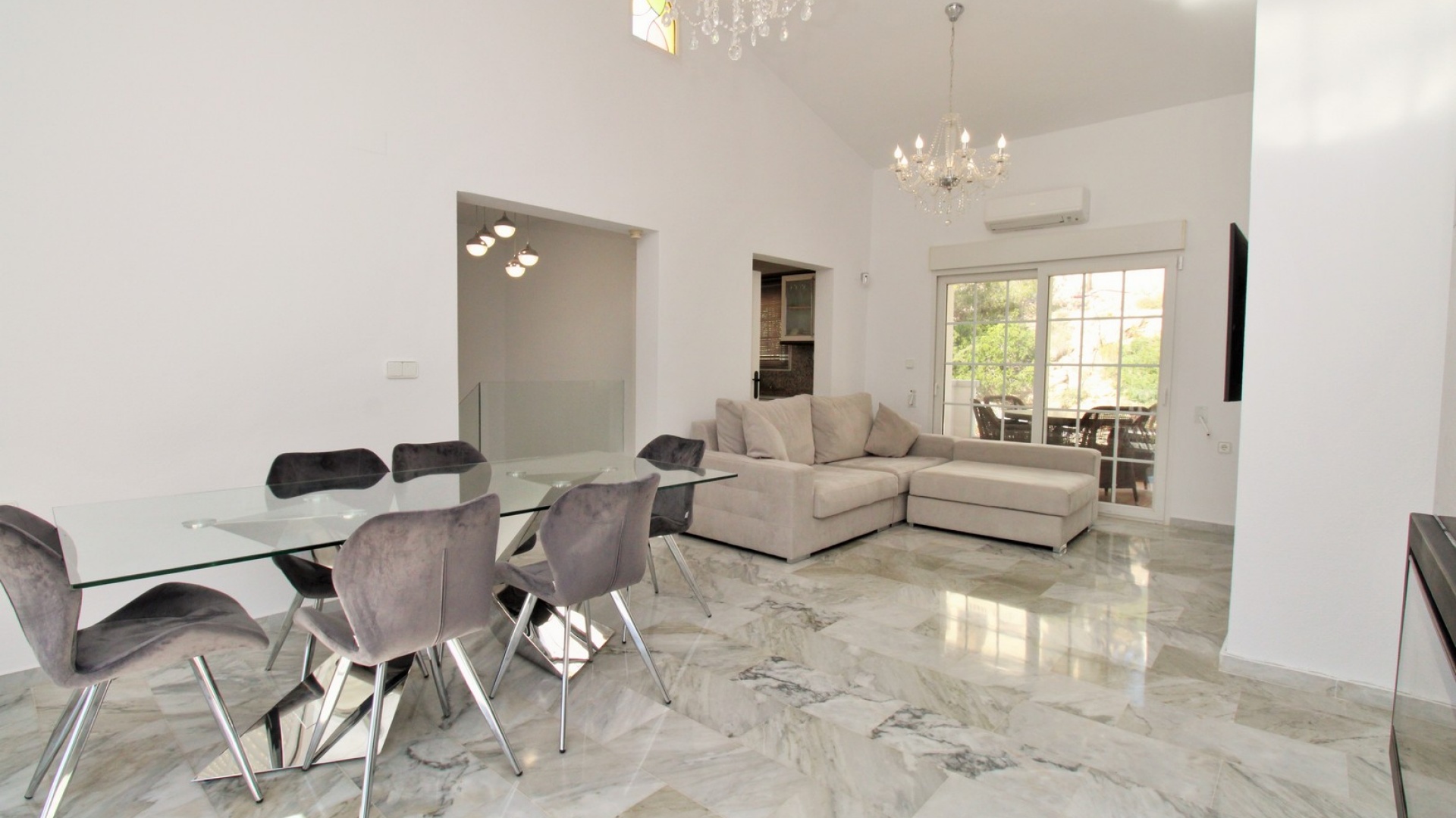 Resale - Villa - Villamartin - las ramblas