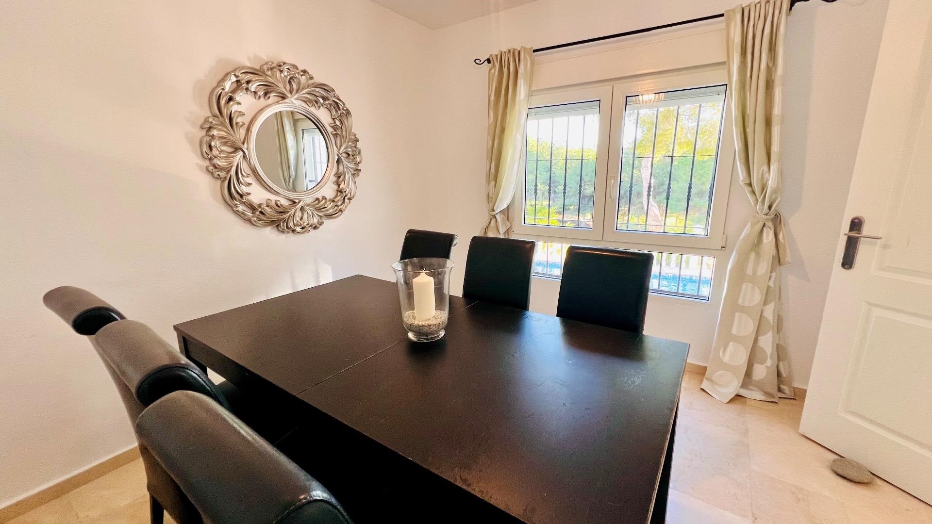 Resale - Villa - Villamartin - las ramblas