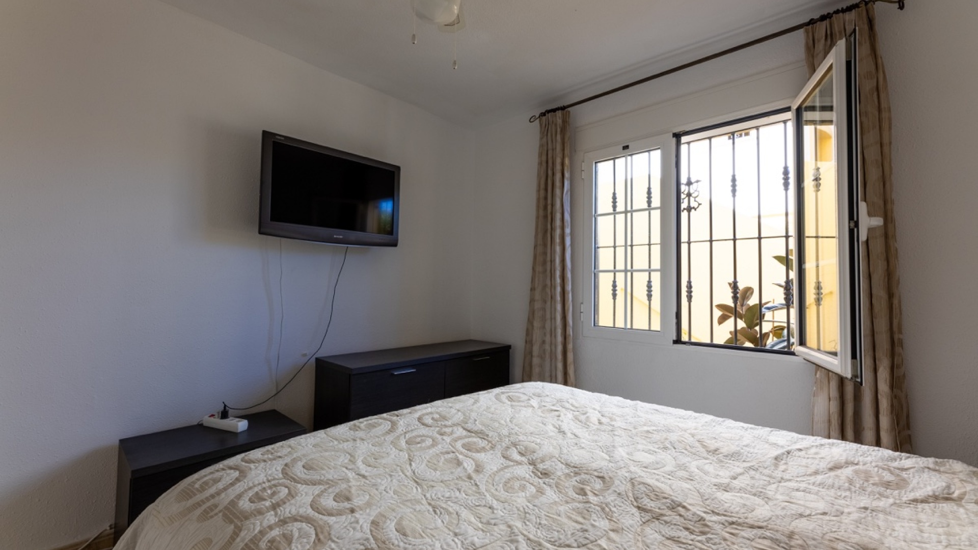 Resale - Villa - Villamartin - las ramblas