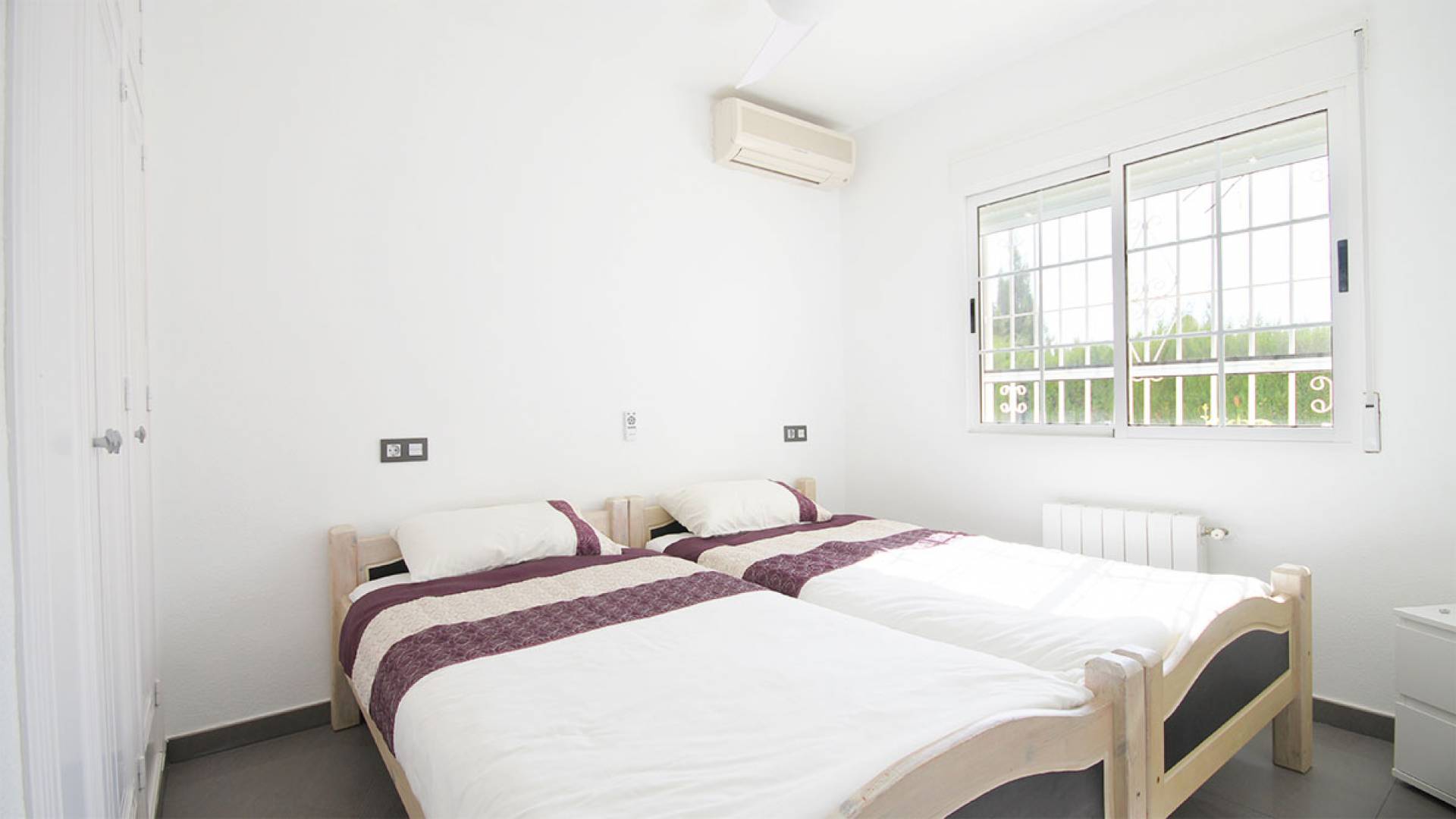 Resale - Villa - Villamartin - las ramblas