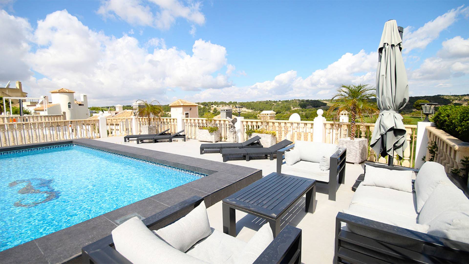 Resale - Villa - Villamartin - las ramblas