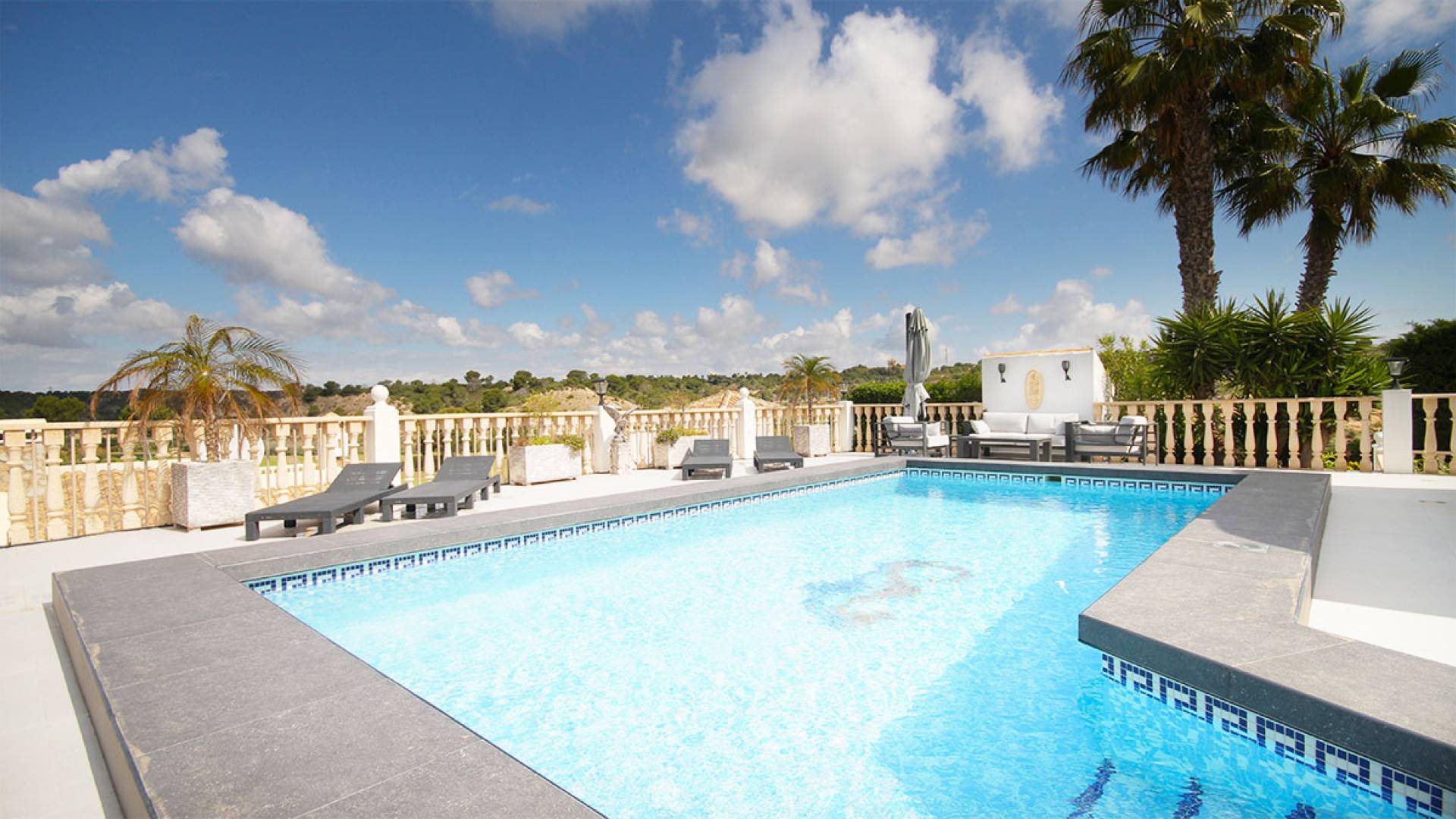 Resale - Villa - Villamartin - las ramblas