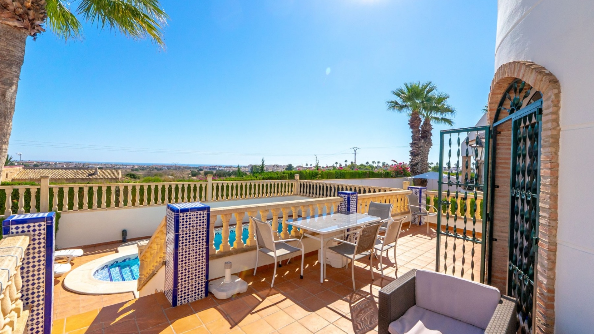 Resale - Villa - Villamartin - las violetas