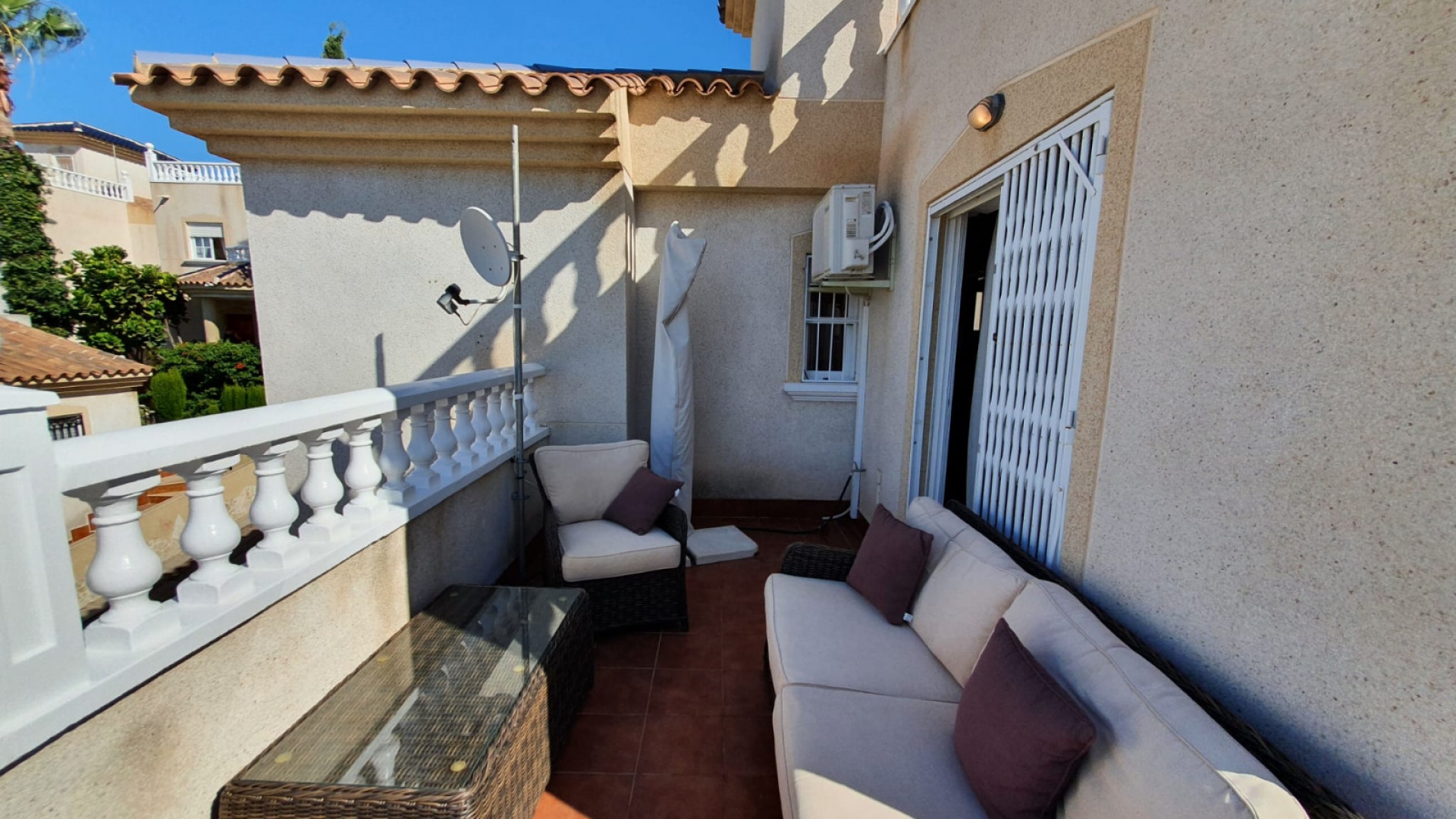 Resale - Villa - Villamartin - Loma Golf