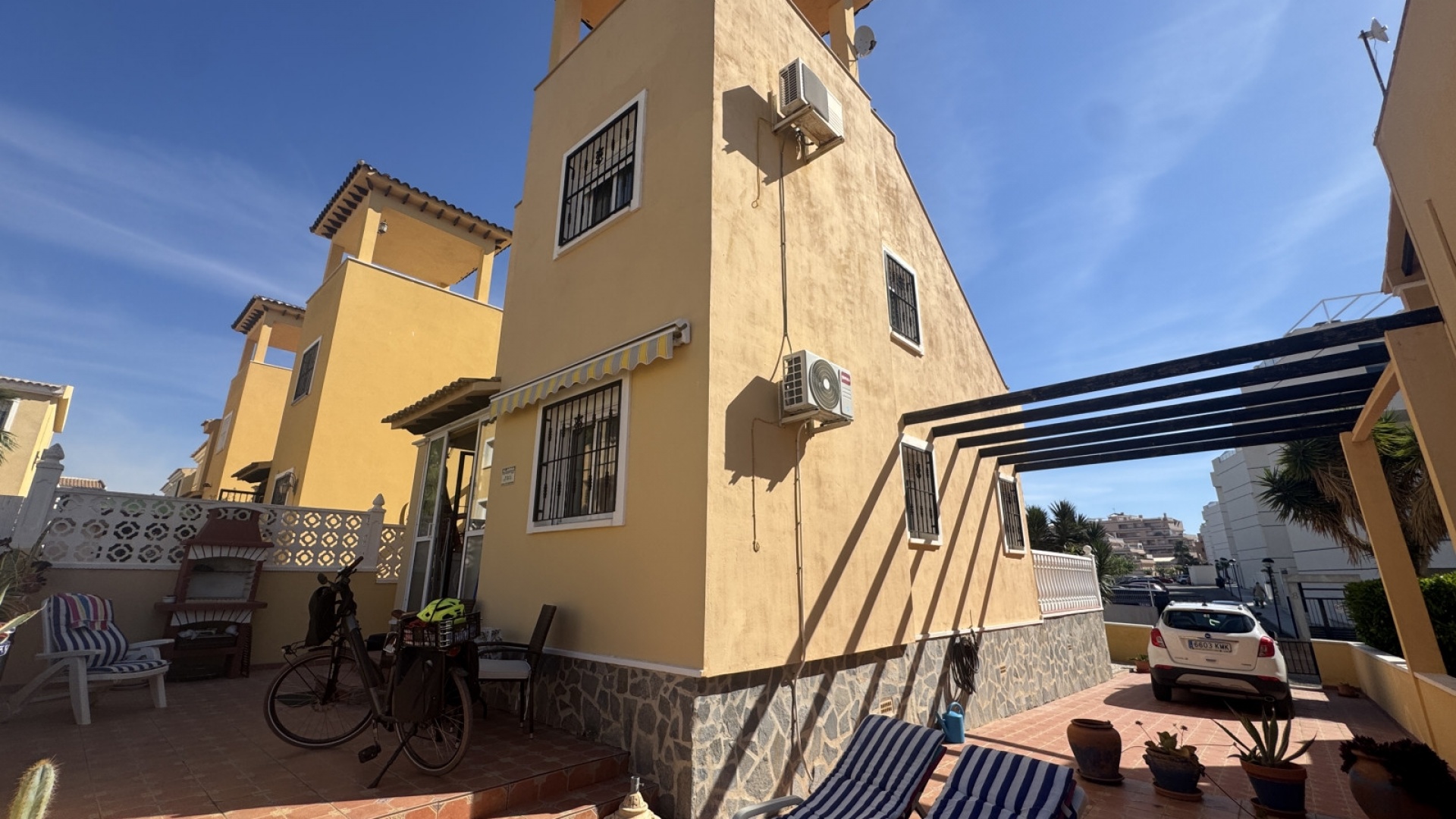 Resale - Villa - Villamartin - lomas del golf