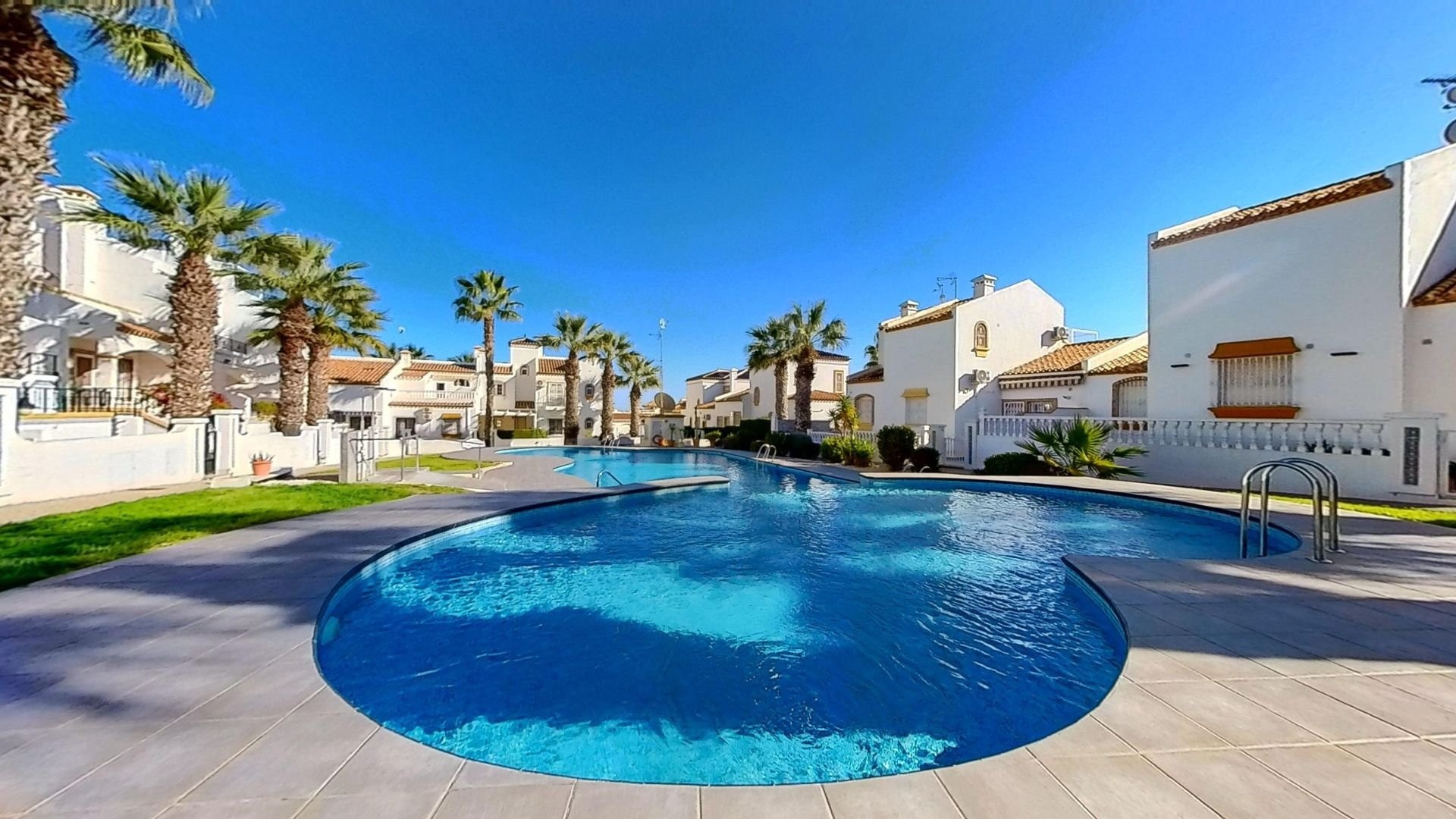 Resale - Villa - Villamartin - Los Dolses