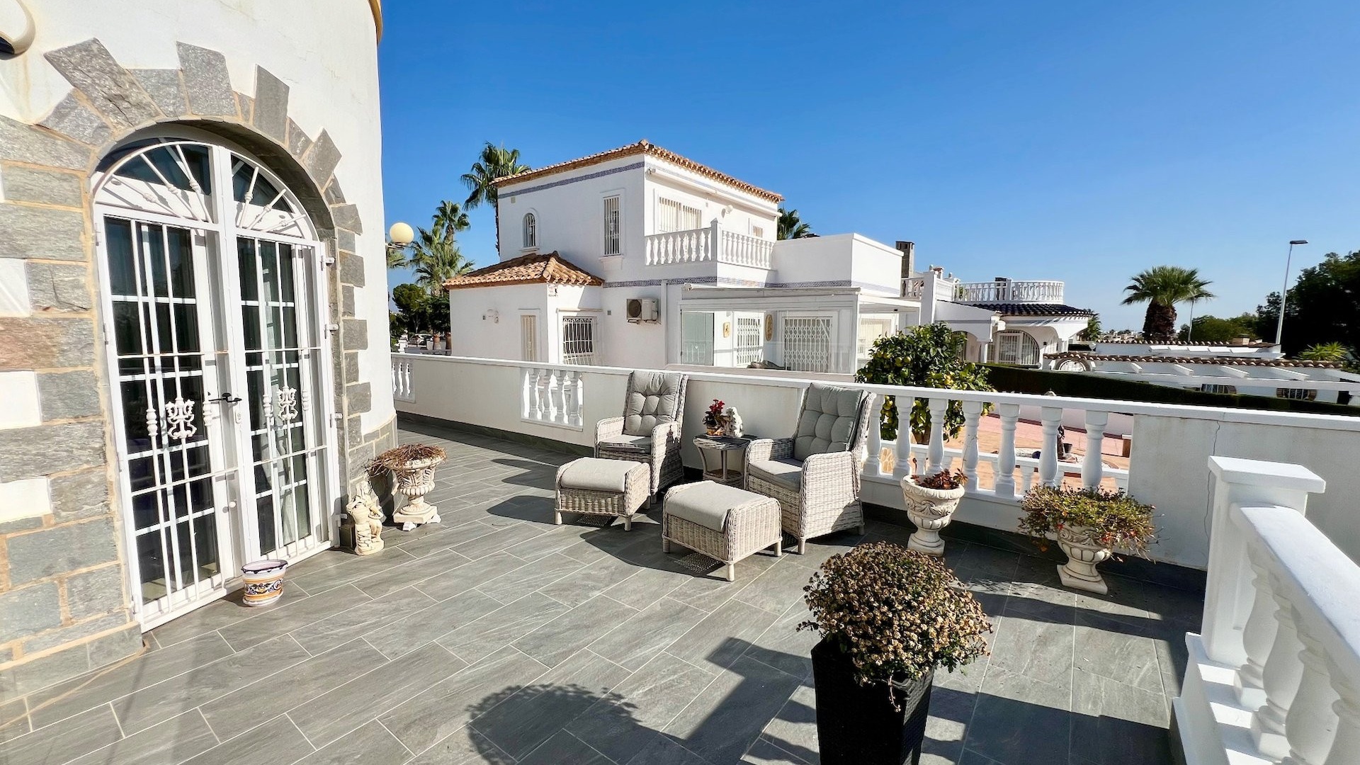 Resale - Villa - Villamartin - Los Dolses