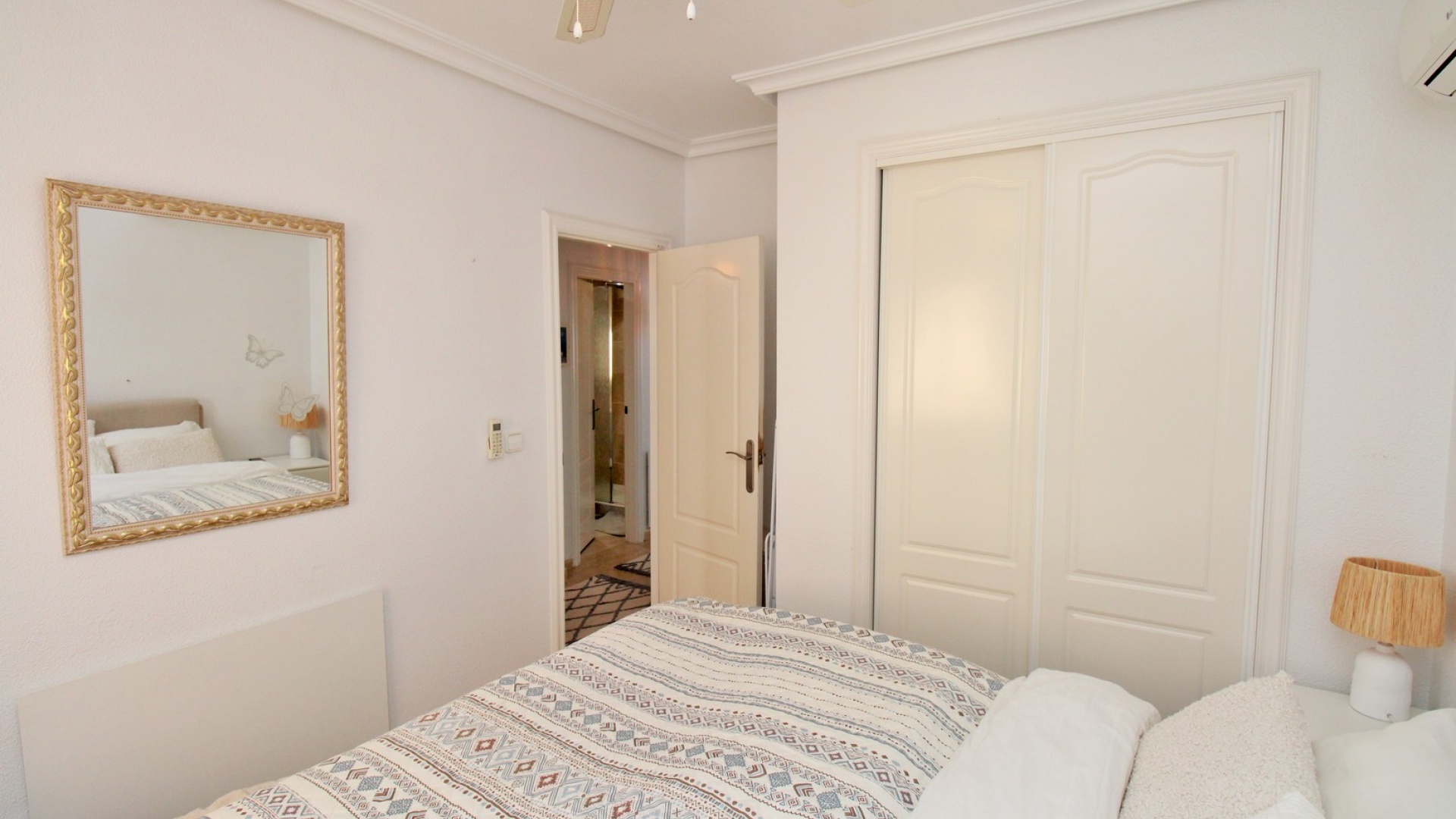 Resale - Villa - Villamartin - Los Dolses