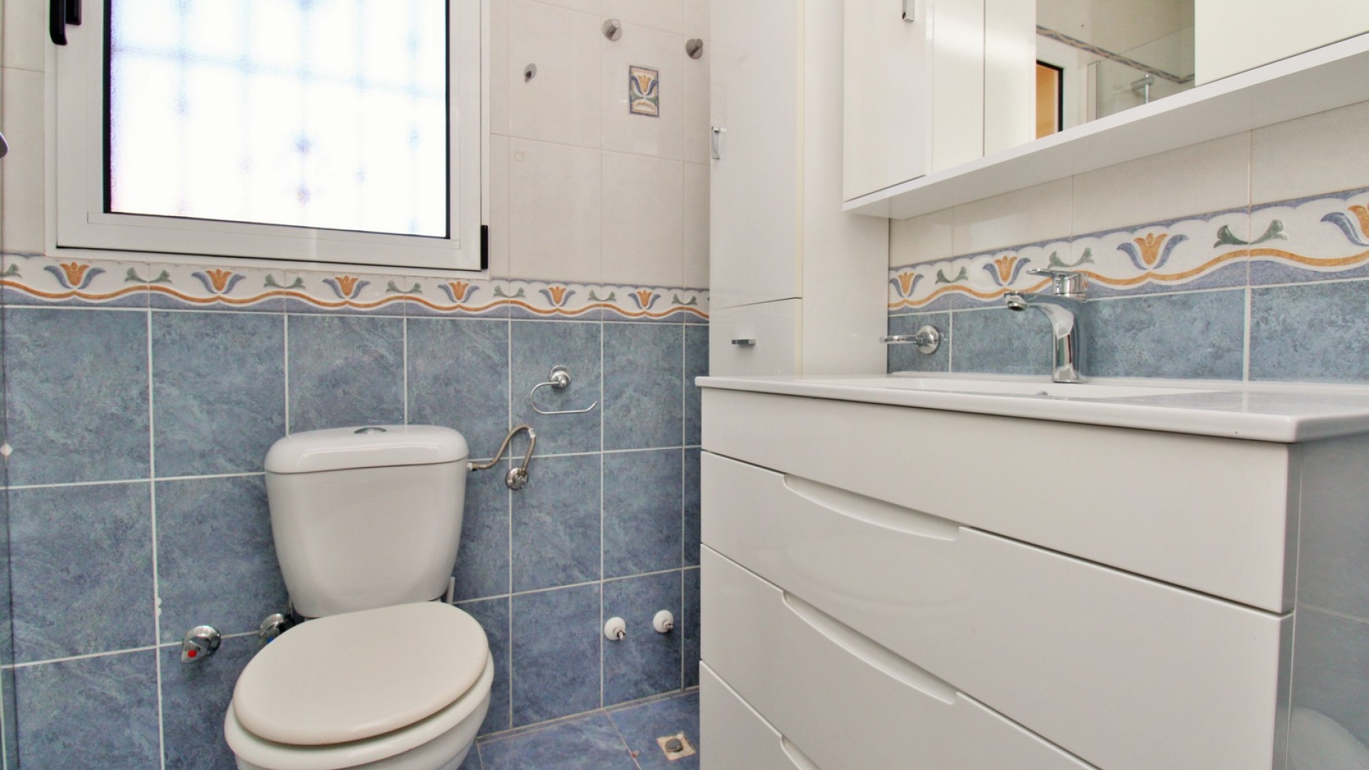 Resale - Villa - Villamartin - Los Dolses