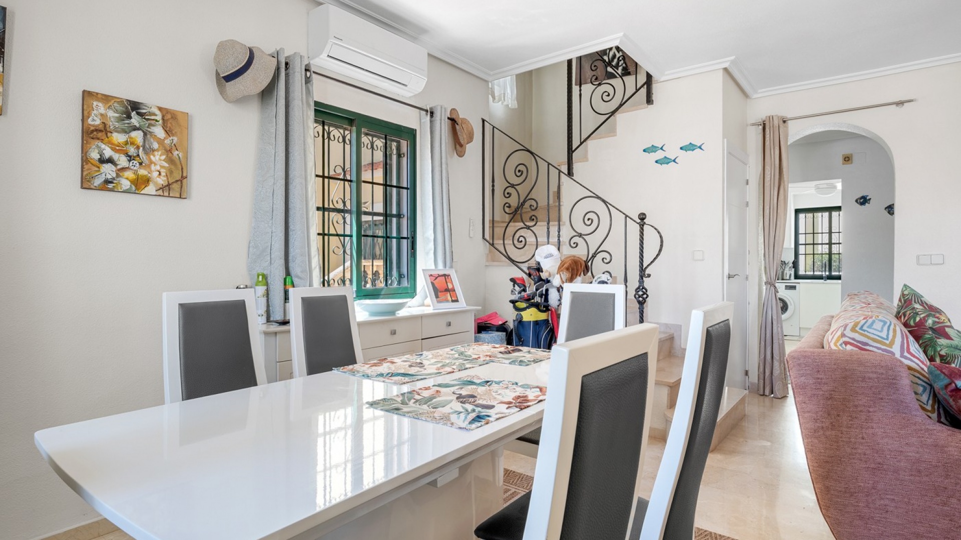 Resale - Villa - Villamartin - Los Dolses