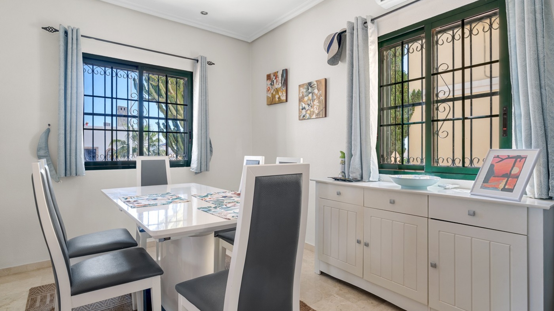 Resale - Villa - Villamartin - Los Dolses