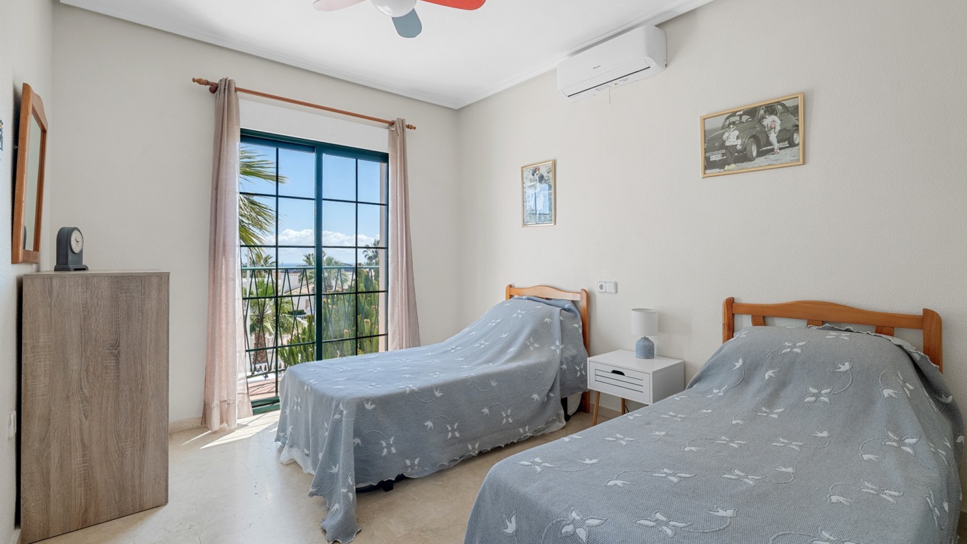 Resale - Villa - Villamartin - Los Dolses