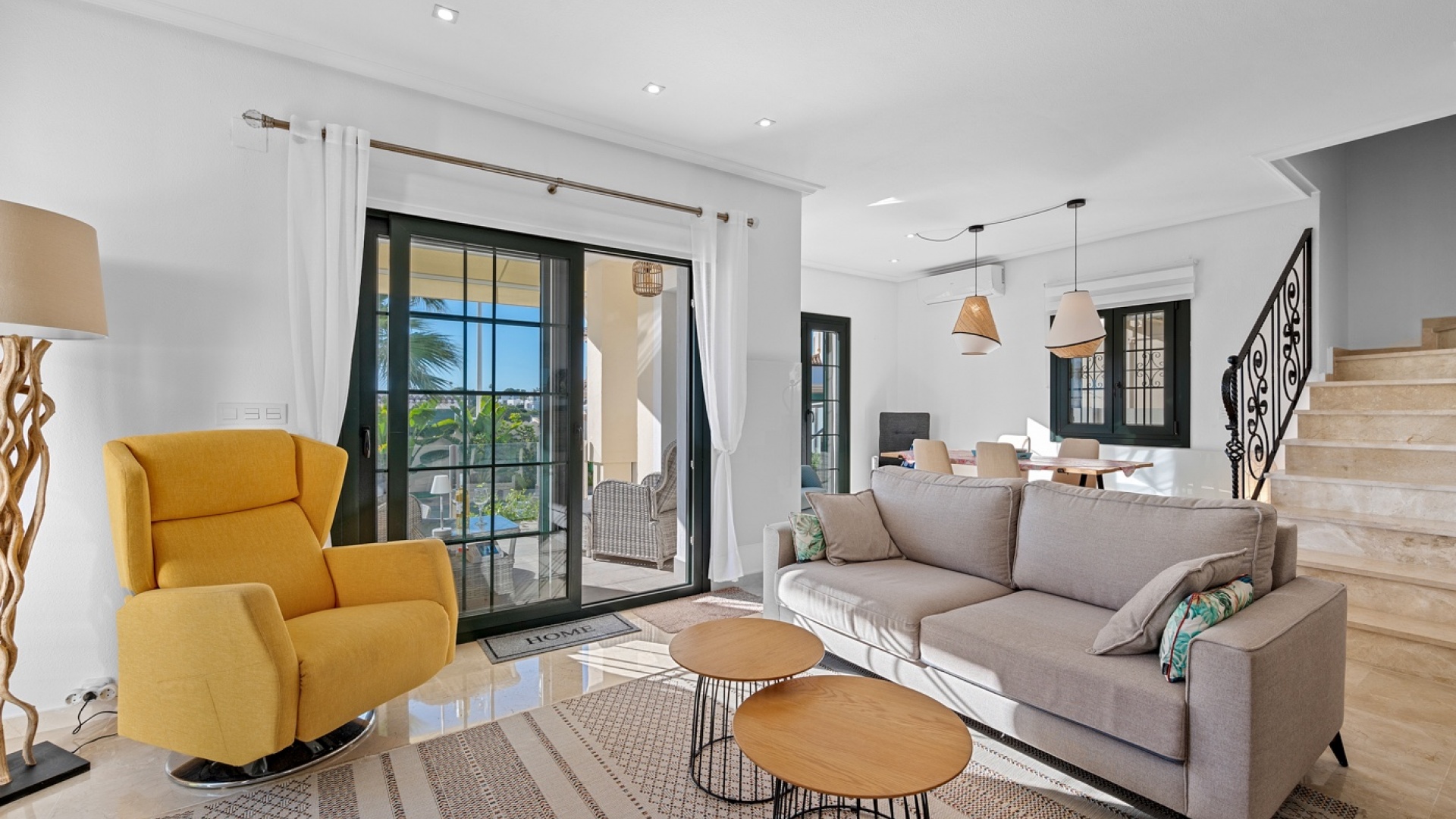 Resale - Villa - Villamartin - Los Dolses