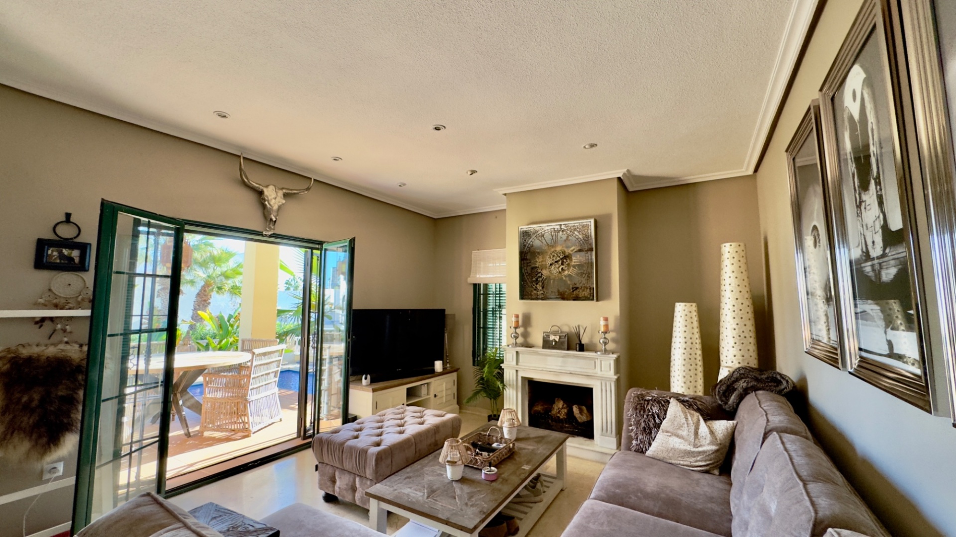 Resale - Villa - Villamartin - Los Dolses