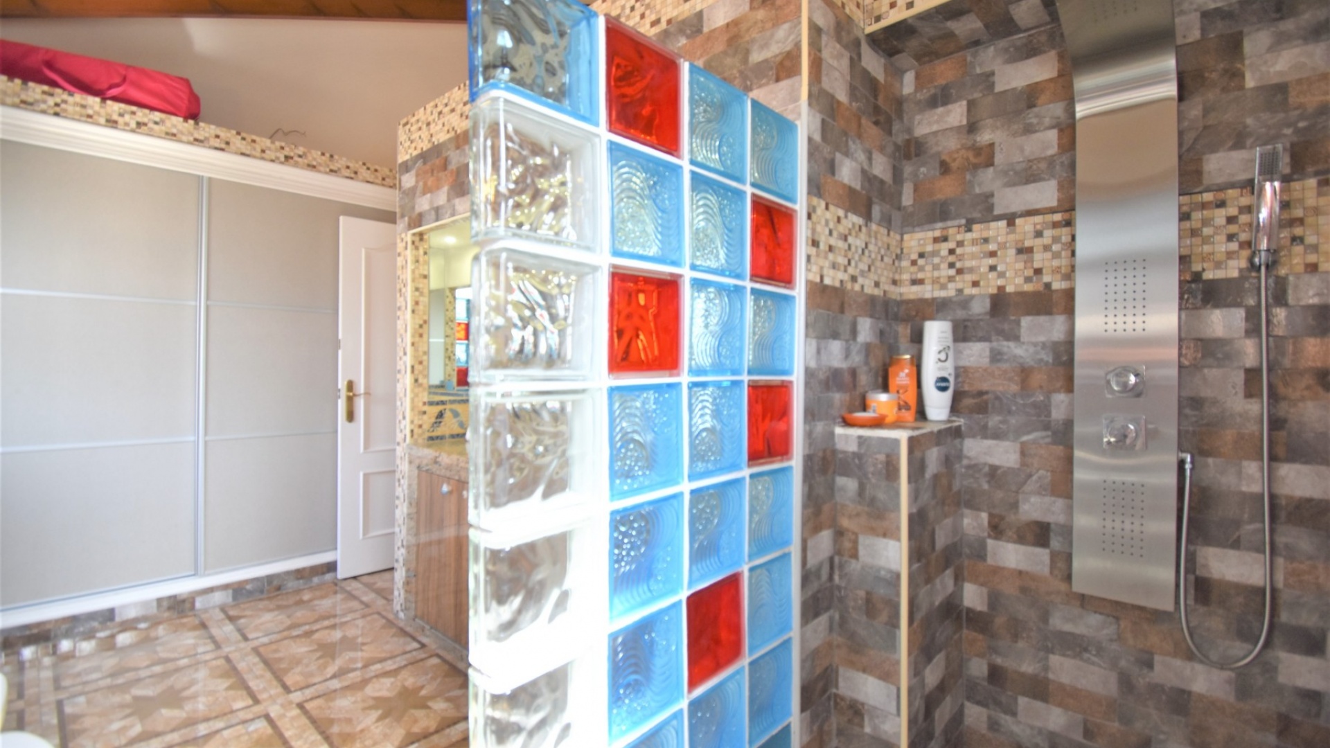 Resale - Villa - Villamartin - Los Dolses