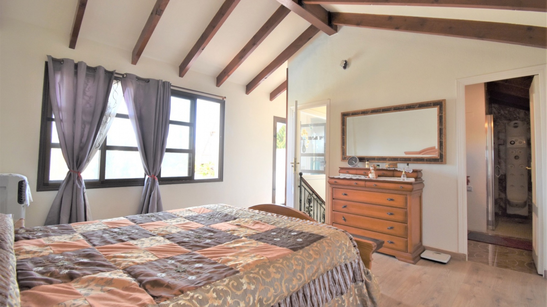 Resale - Villa - Villamartin - Los Dolses