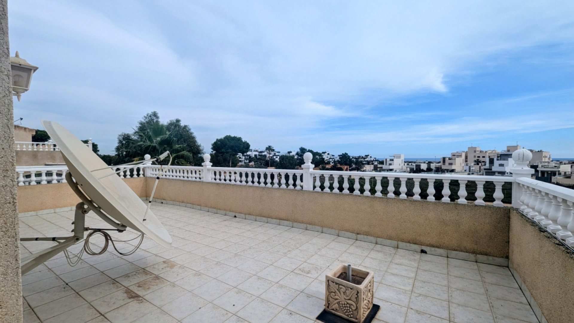 Resale - Villa - Villamartin - Los Dolses