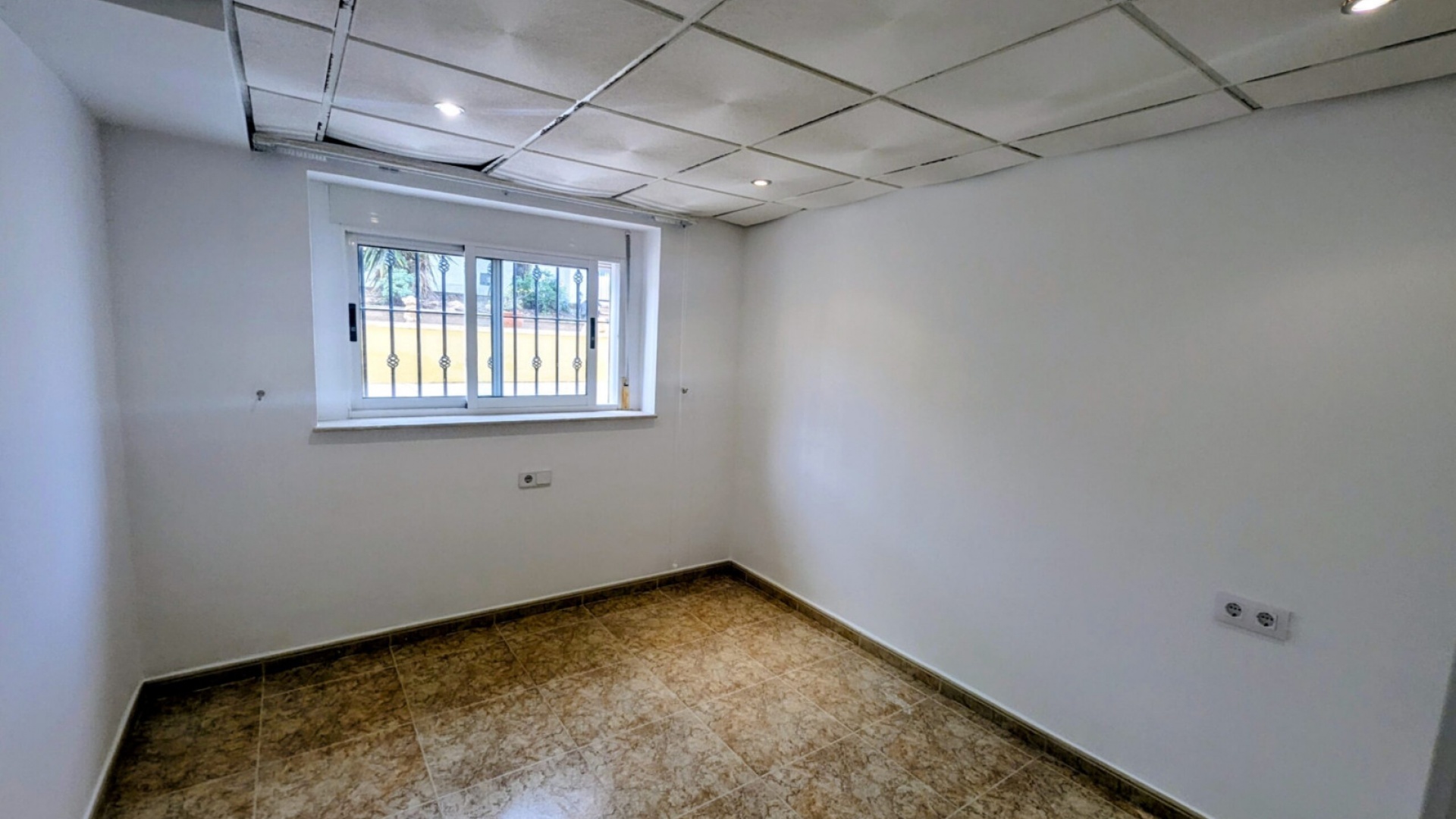 Resale - Villa - Villamartin - Los Dolses