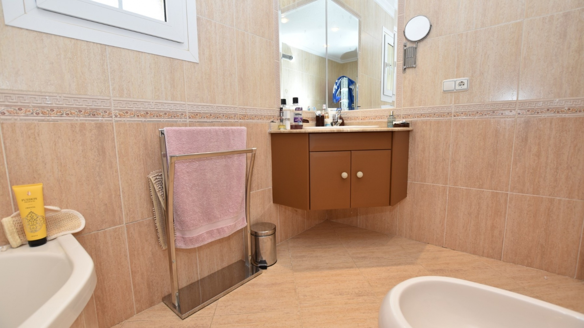 Resale - Villa - Villamartin - Los Dolses