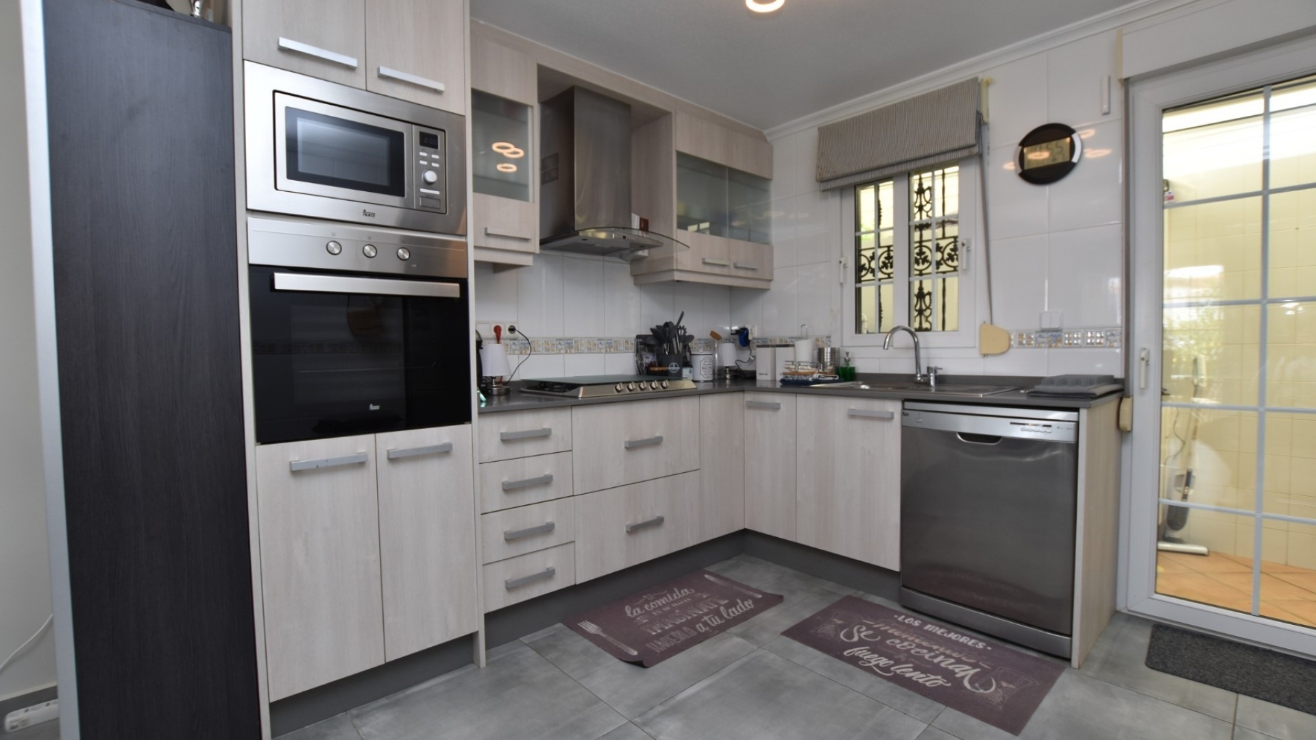 Resale - Villa - Villamartin - Los Dolses
