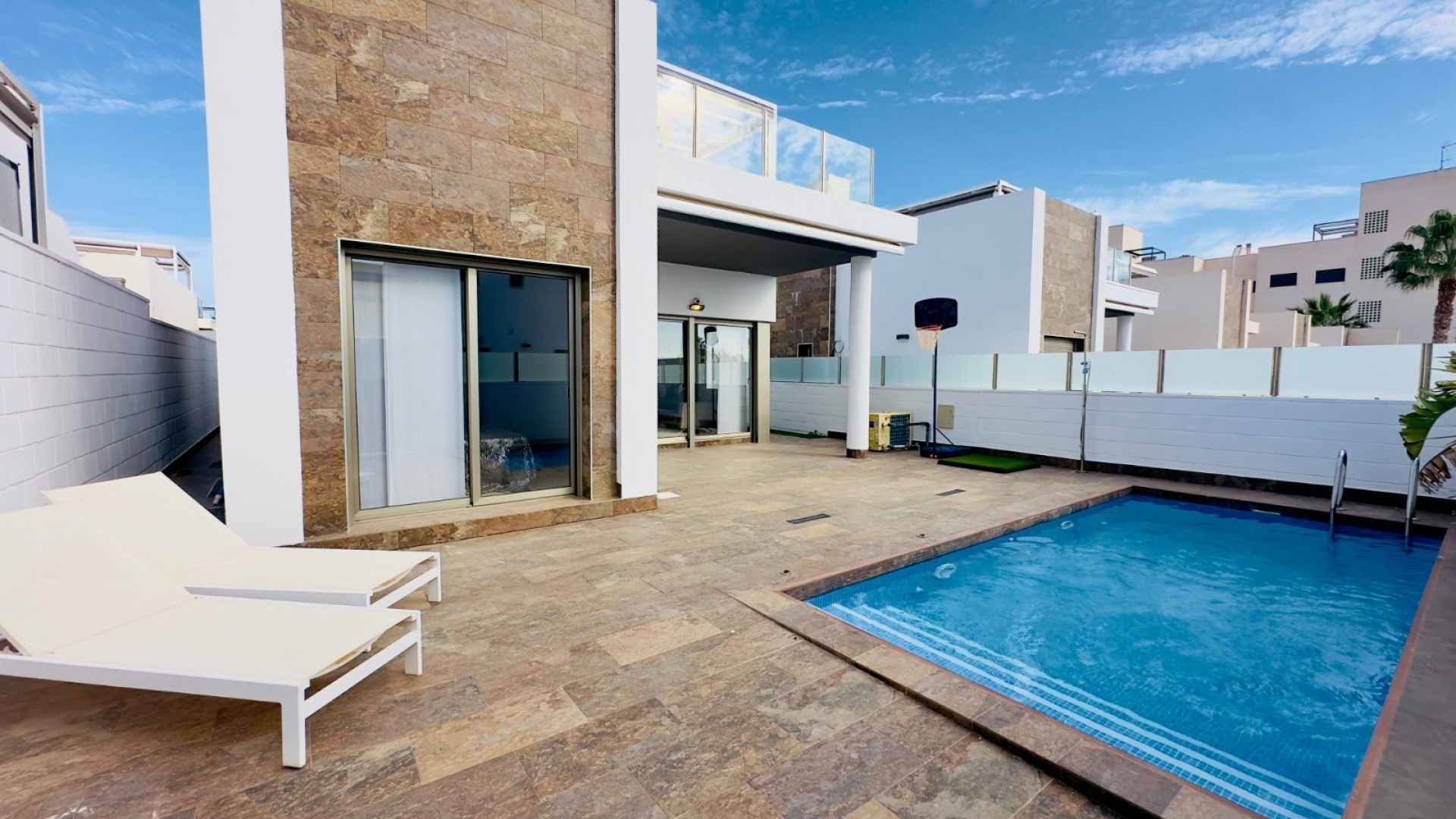 Resale - Villa - Villamartin - Los Dolses