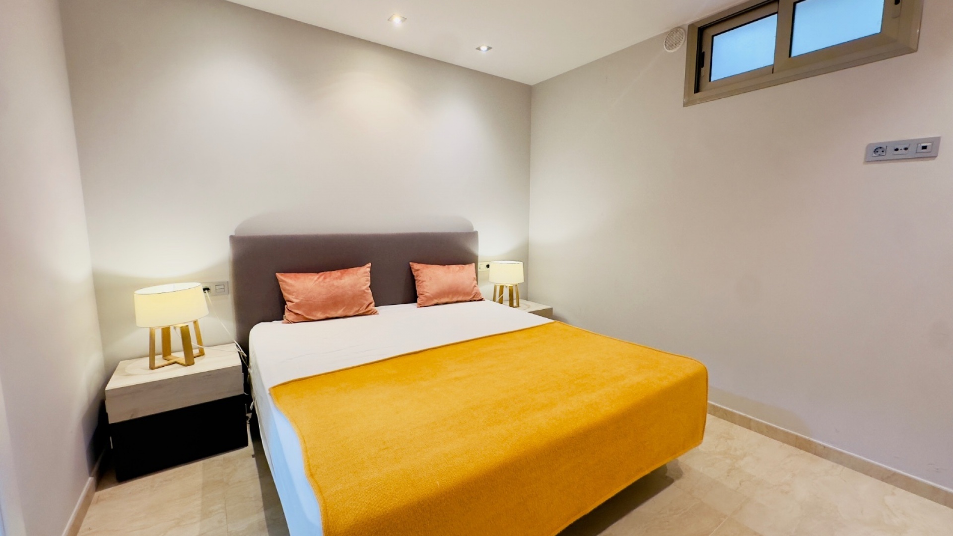 Resale - Villa - Villamartin - Los Dolses