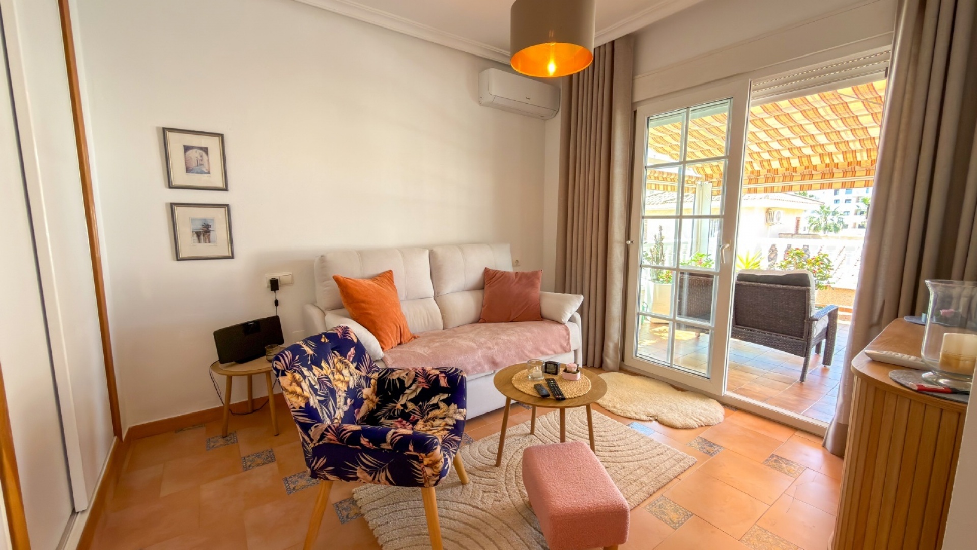 Resale - Villa - Villamartin - Los Dolses