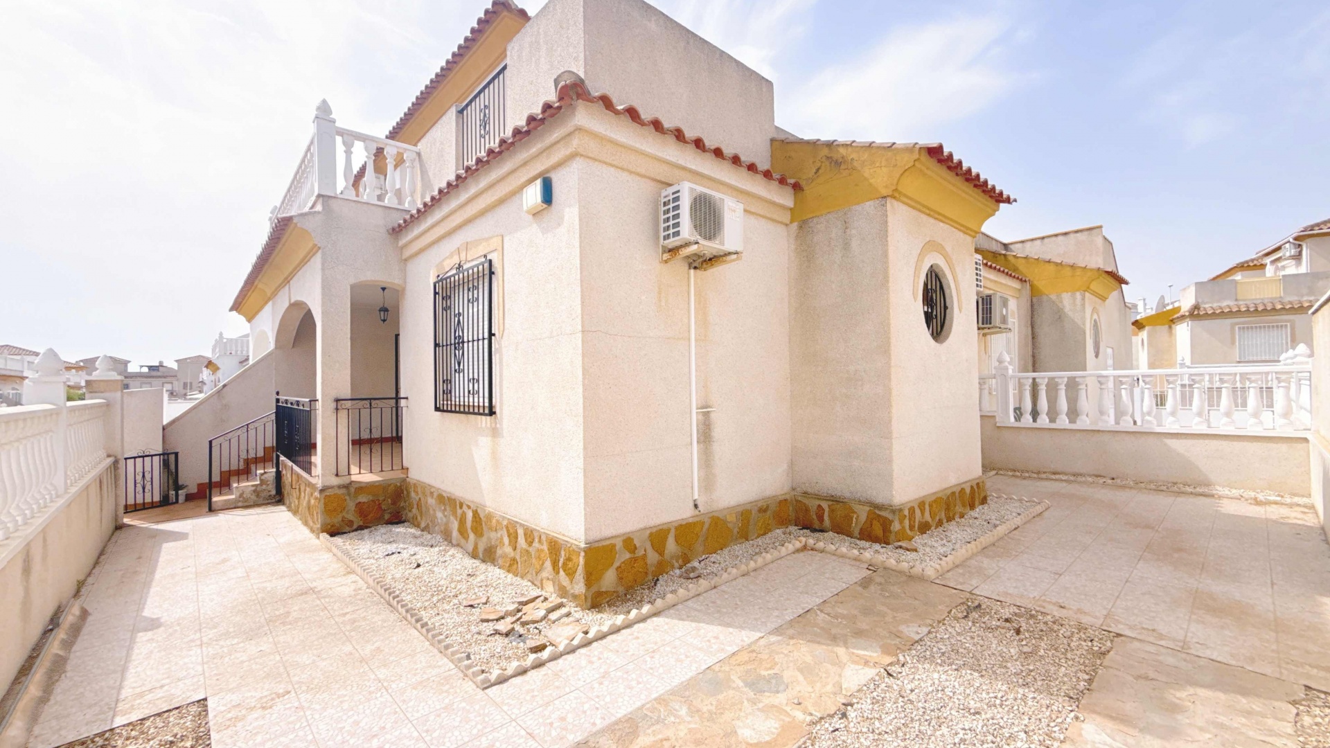 Resale - Villa - Villamartin - Los Dolses