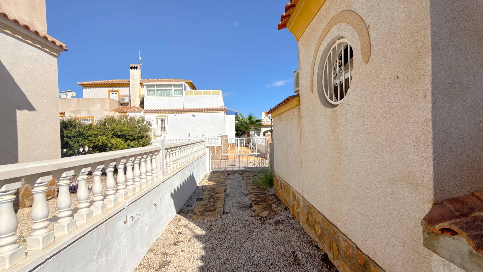 Resale - Villa - Villamartin - Los Dolses