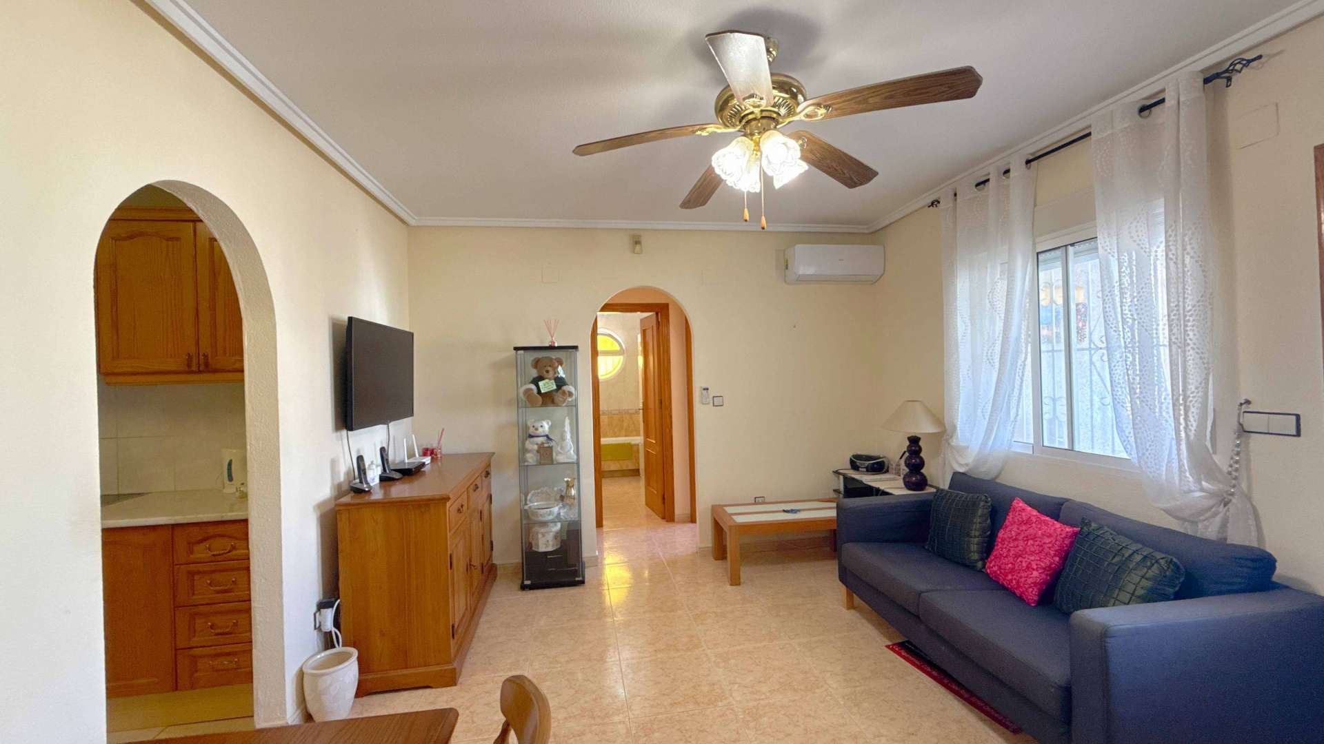 Resale - Villa - Villamartin - Los Dolses