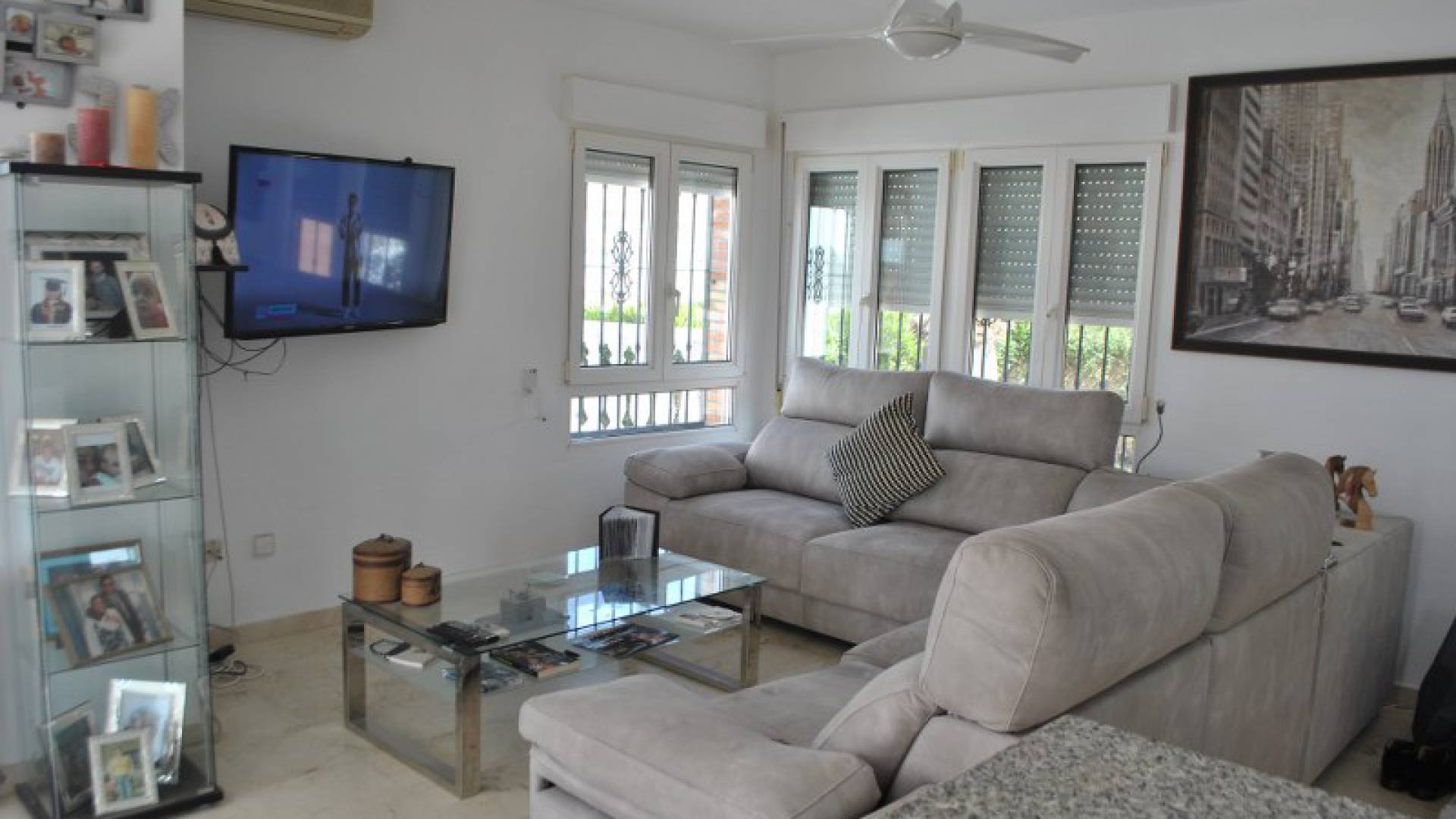 Resale - Villa - Villamartin - Los Dolses