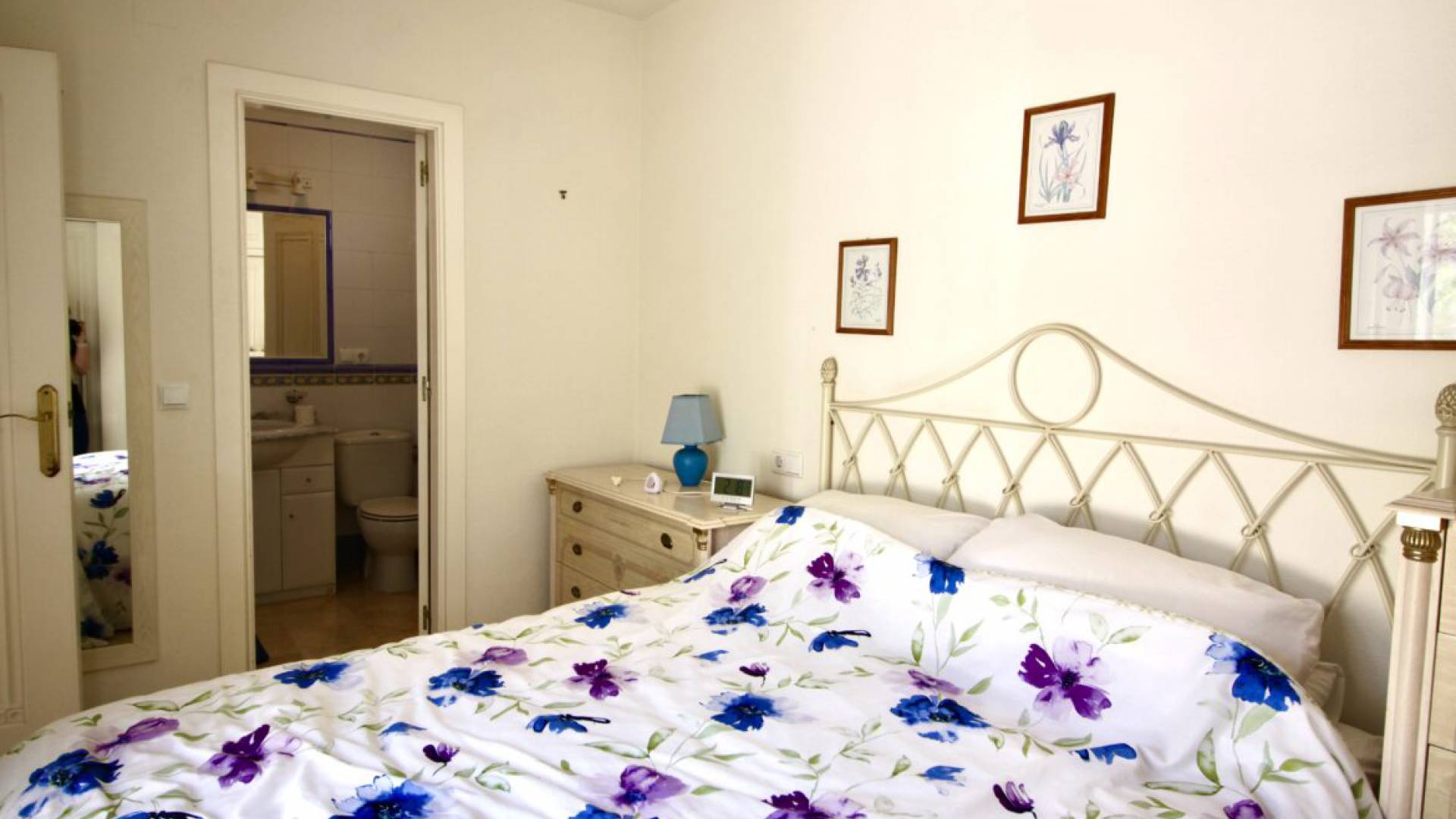 Resale - Villa - Villamartin - Los Dolses