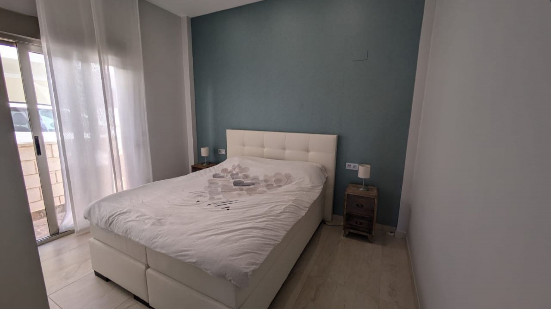 Resale - Villa - Villamartin - PAU 26