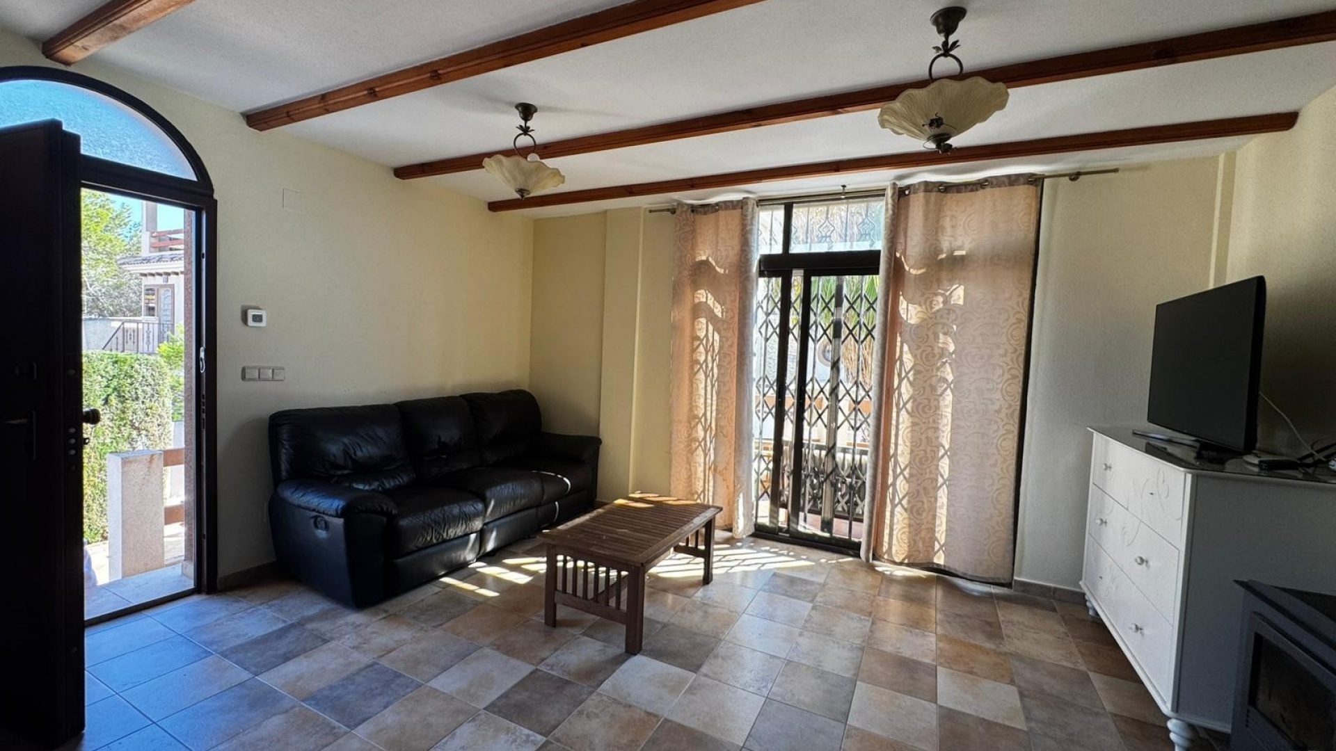 Resale - Villa - Villamartin - PAU 26