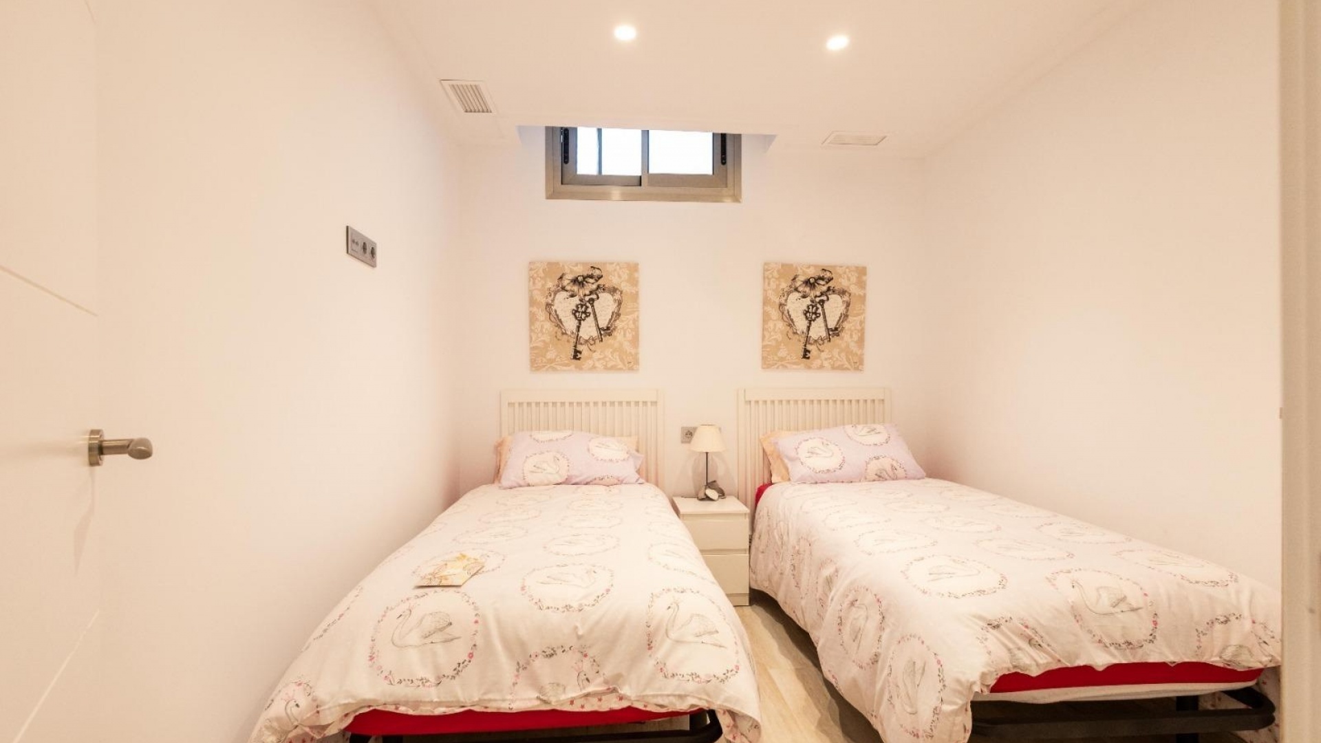 Resale - Villa - Villamartin - PAU 26