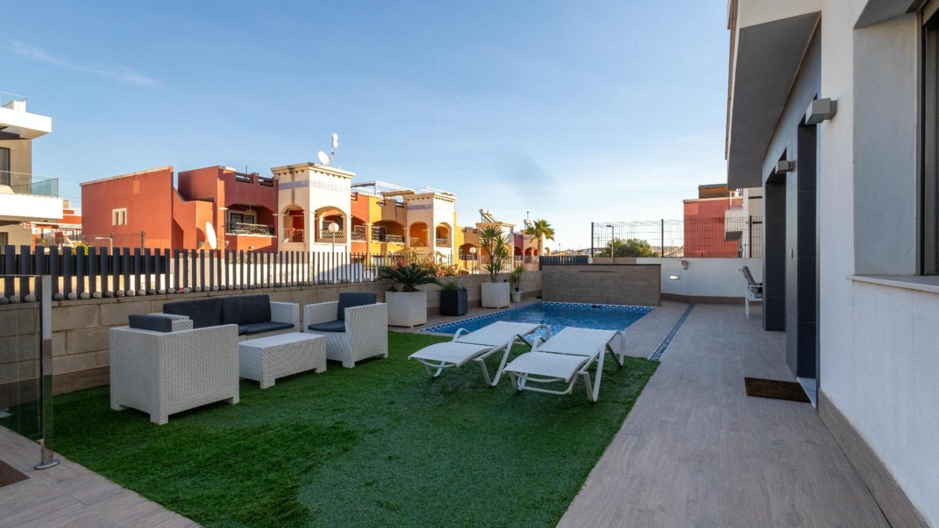 Resale - Villa - Villamartin - PAU 26